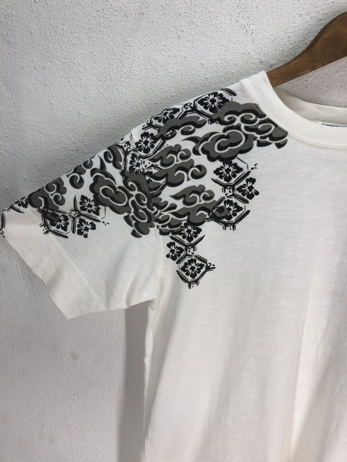 Japanese Brand Kara Kuri Sukajan T Shirt Size US M / EU 48-50 / 2 - 3 Thumbnail