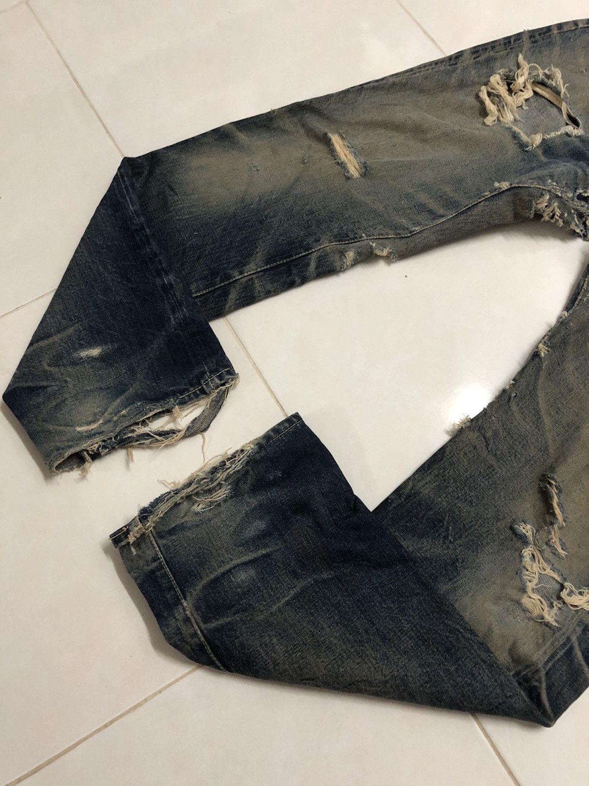 Studio D'Artisan Studio D’Artisan Distressed Selvedge Rare Denim Oz Size US 28 / EU 44 - 8 Thumbnail