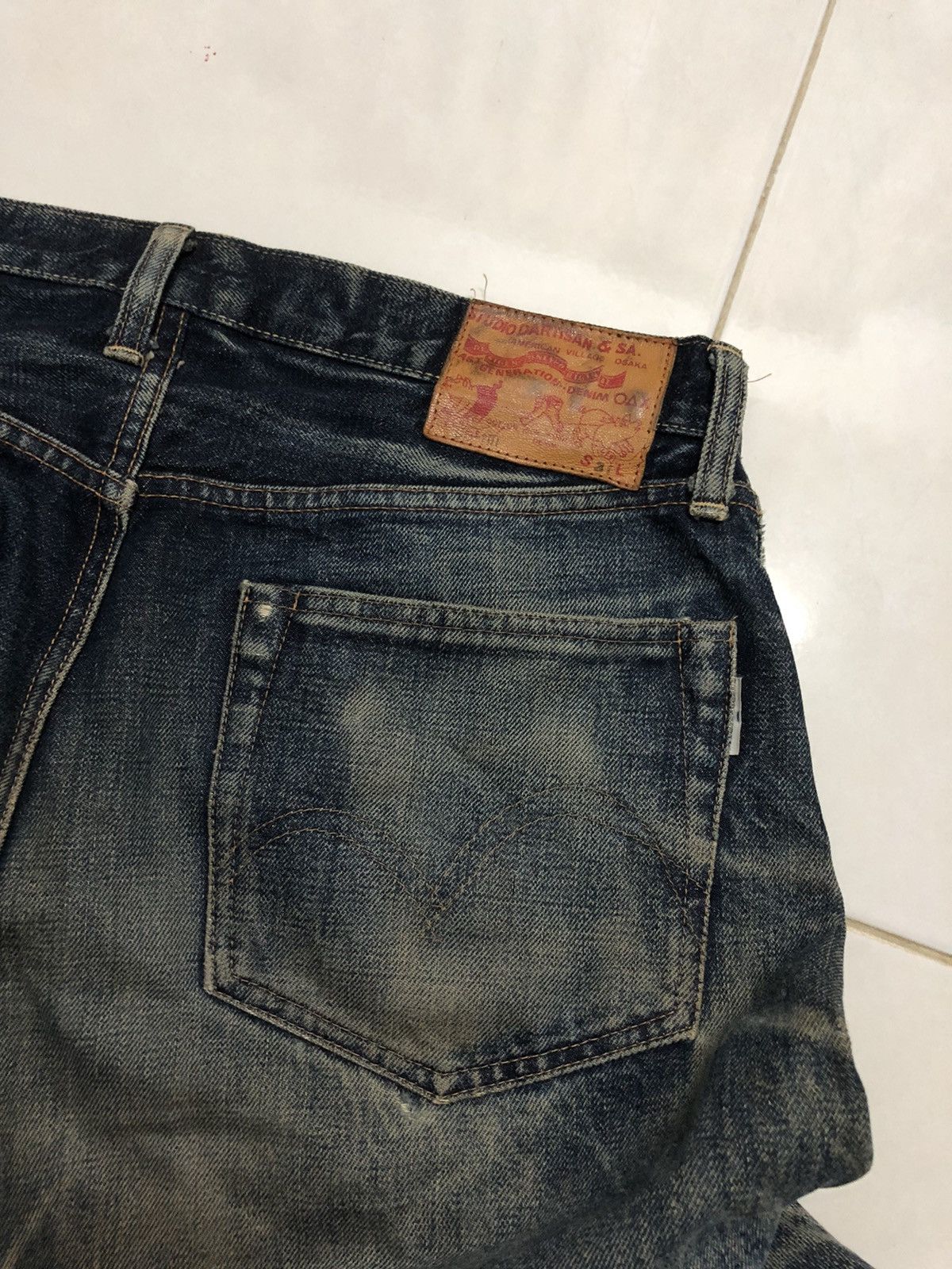 Studio D'Artisan Studio D’Artisan Distressed Selvedge Rare Denim Oz Size US 28 / EU 44 - 11 Thumbnail