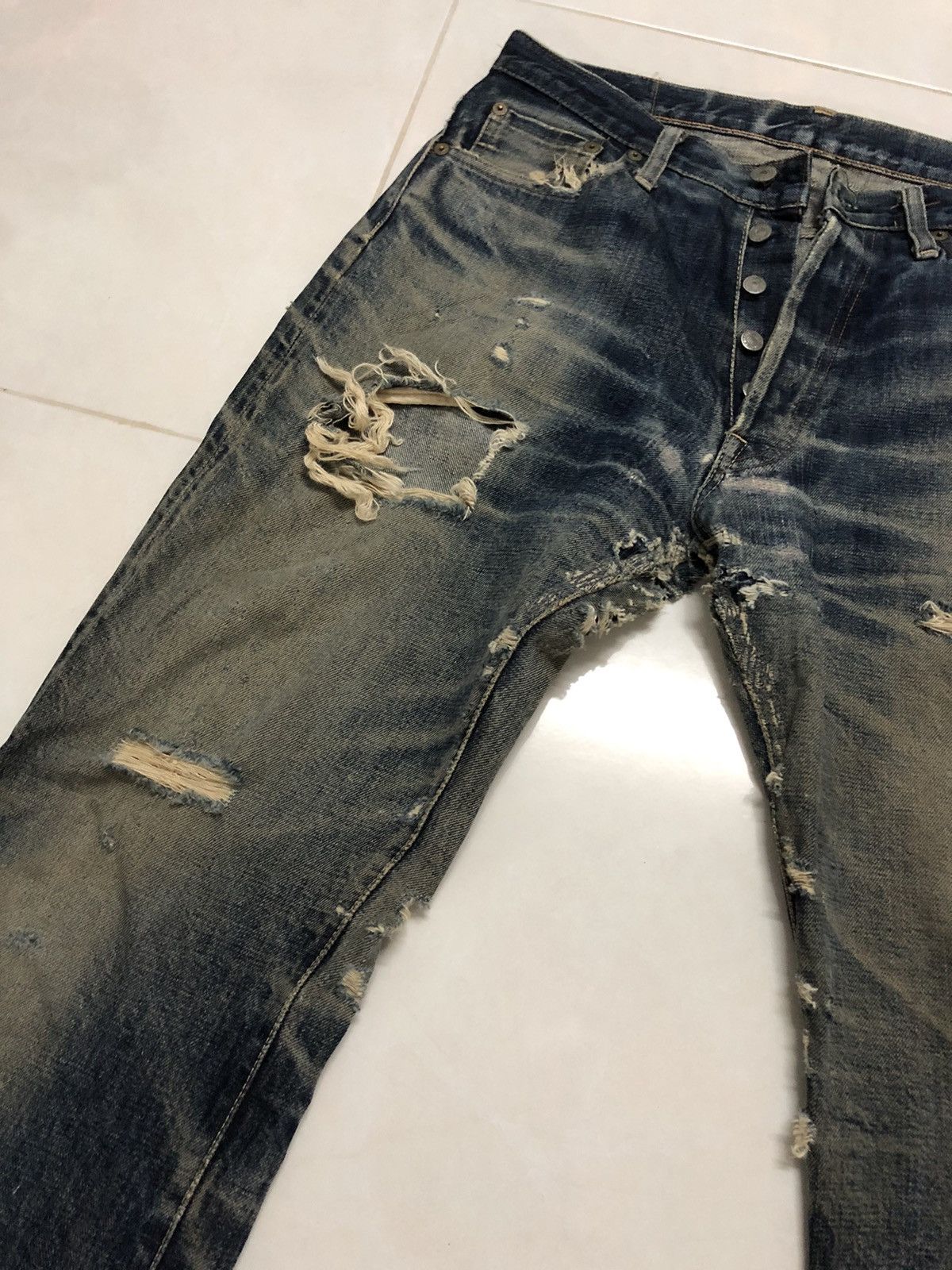 Studio D'Artisan Studio D’Artisan Distressed Selvedge Rare Denim Oz Size US 28 / EU 44 - 6 Thumbnail