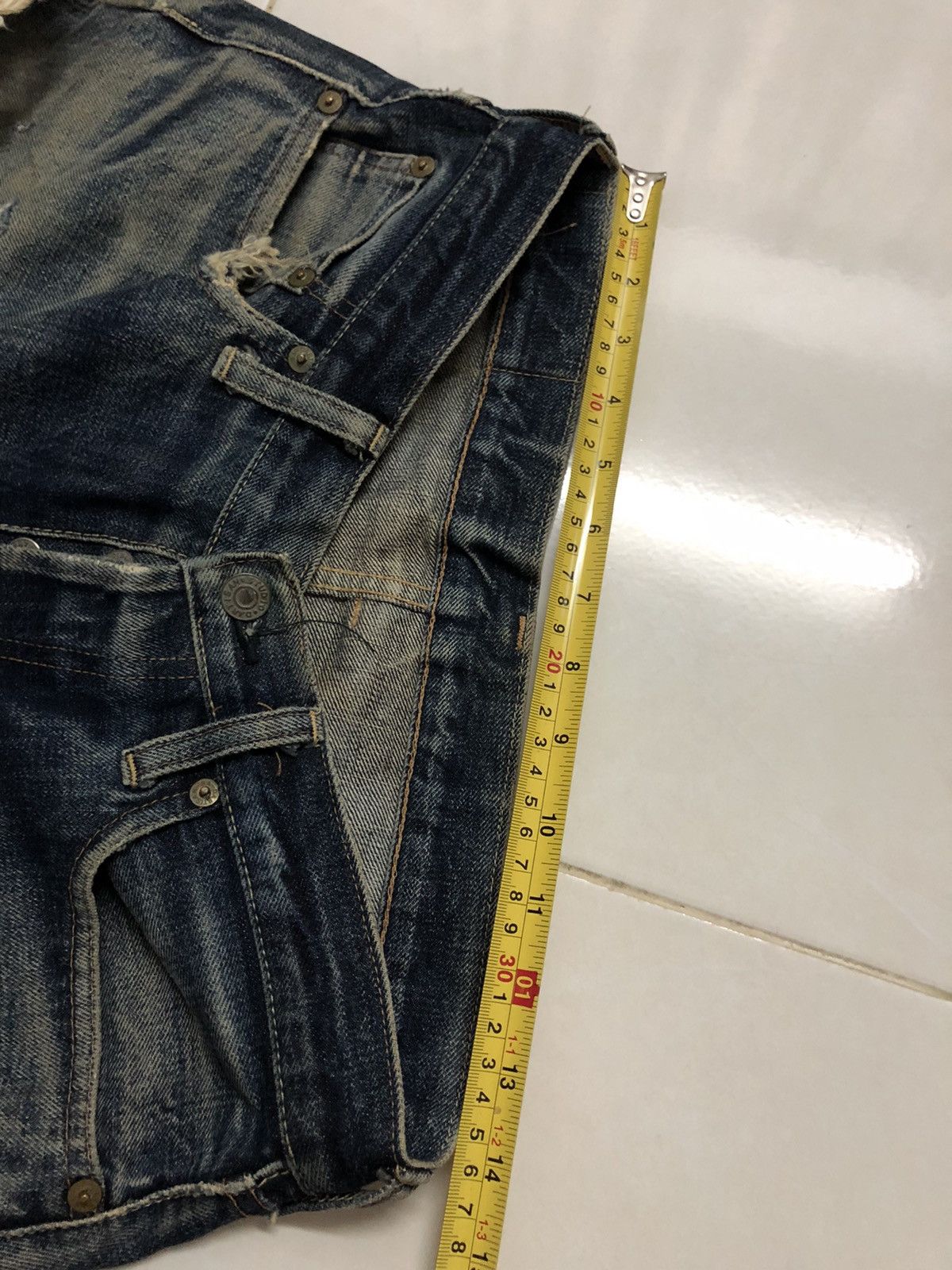 Studio D'Artisan Studio D’Artisan Distressed Selvedge Rare Denim Oz Size US 28 / EU 44 - 22 Thumbnail