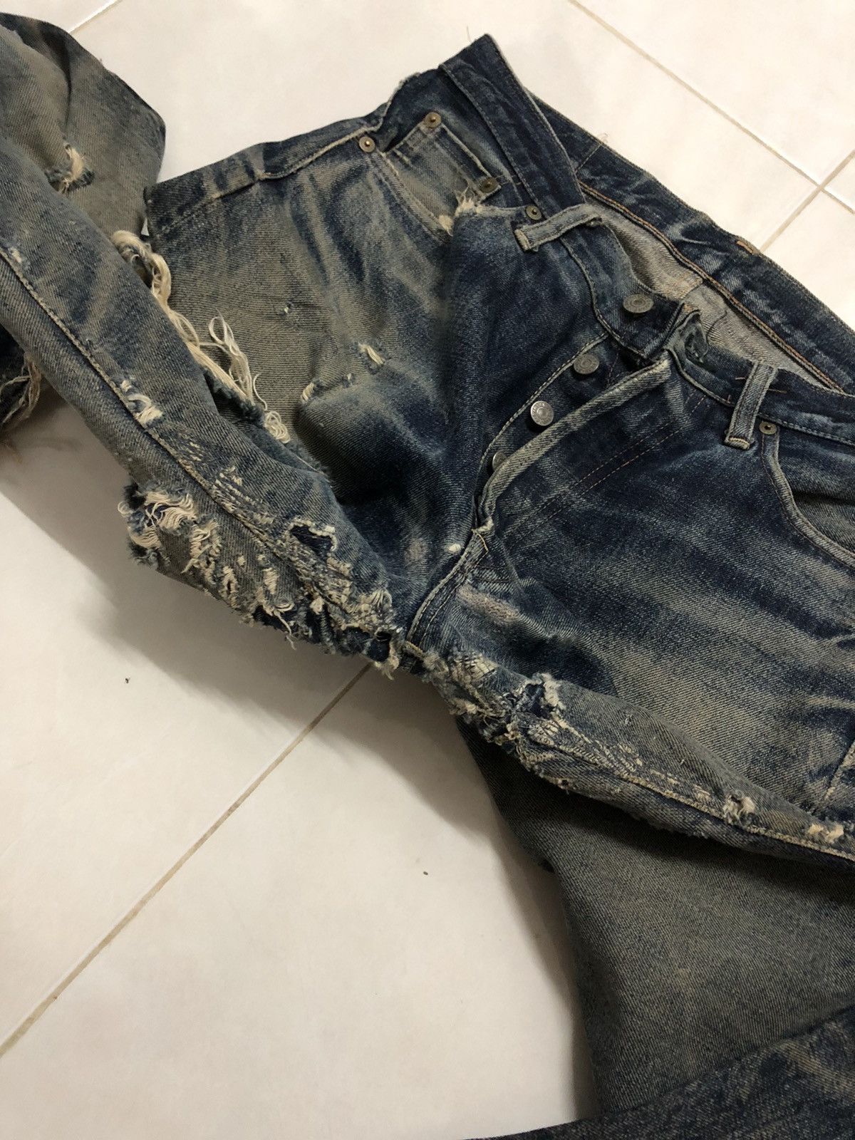 Studio D'Artisan Studio D’Artisan Distressed Selvedge Rare Denim Oz Size US 28 / EU 44 - 9 Thumbnail