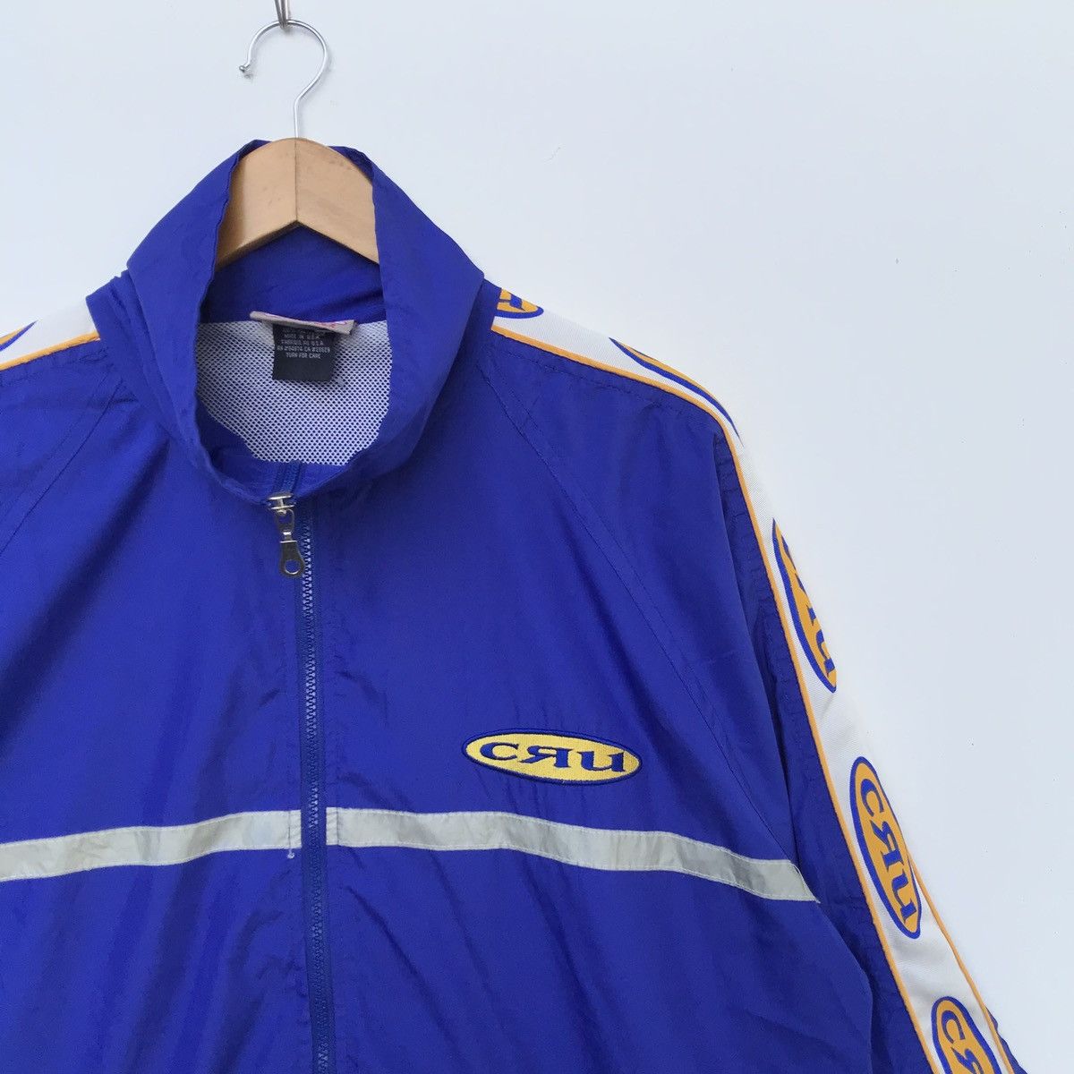 Japanese Brand × Vintage Vintage Cru Surfing Big Wave Hawaii Zip Up Lightweight Size US L / EU 52-54 / 3 - 3 Thumbnail