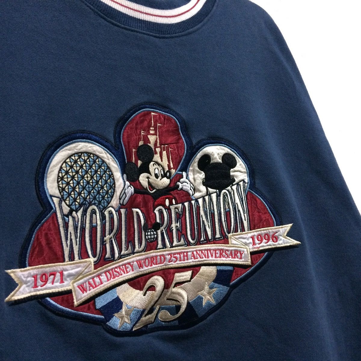 Cartoon Network × Mickey Mouse × Vintage Vtg mickeymouse World Reunion 25 Anniversary Crewneck Jumpe Size US S / EU 44-46 / 1 - 2 Thumbnail