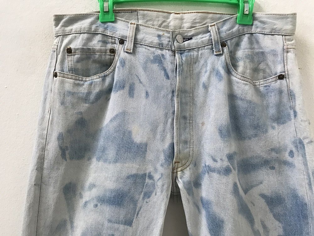 Levi's 90s Levi's 501 Jeans Made in Usa Bleached Denim Size US 35 - 2 Thumbnail