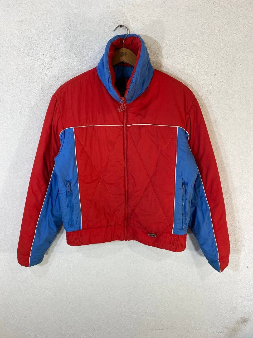 image of Avant Garde x Retro Jacket Vintage White Stag Retro Puffer Jacket Nice Design in Red (Size Small)