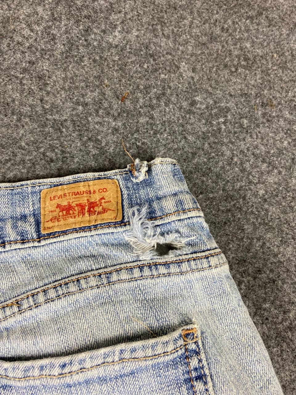 Levi's vintage levis 524 too superlow bootcut falre denim Size US 29 - 5 Thumbnail