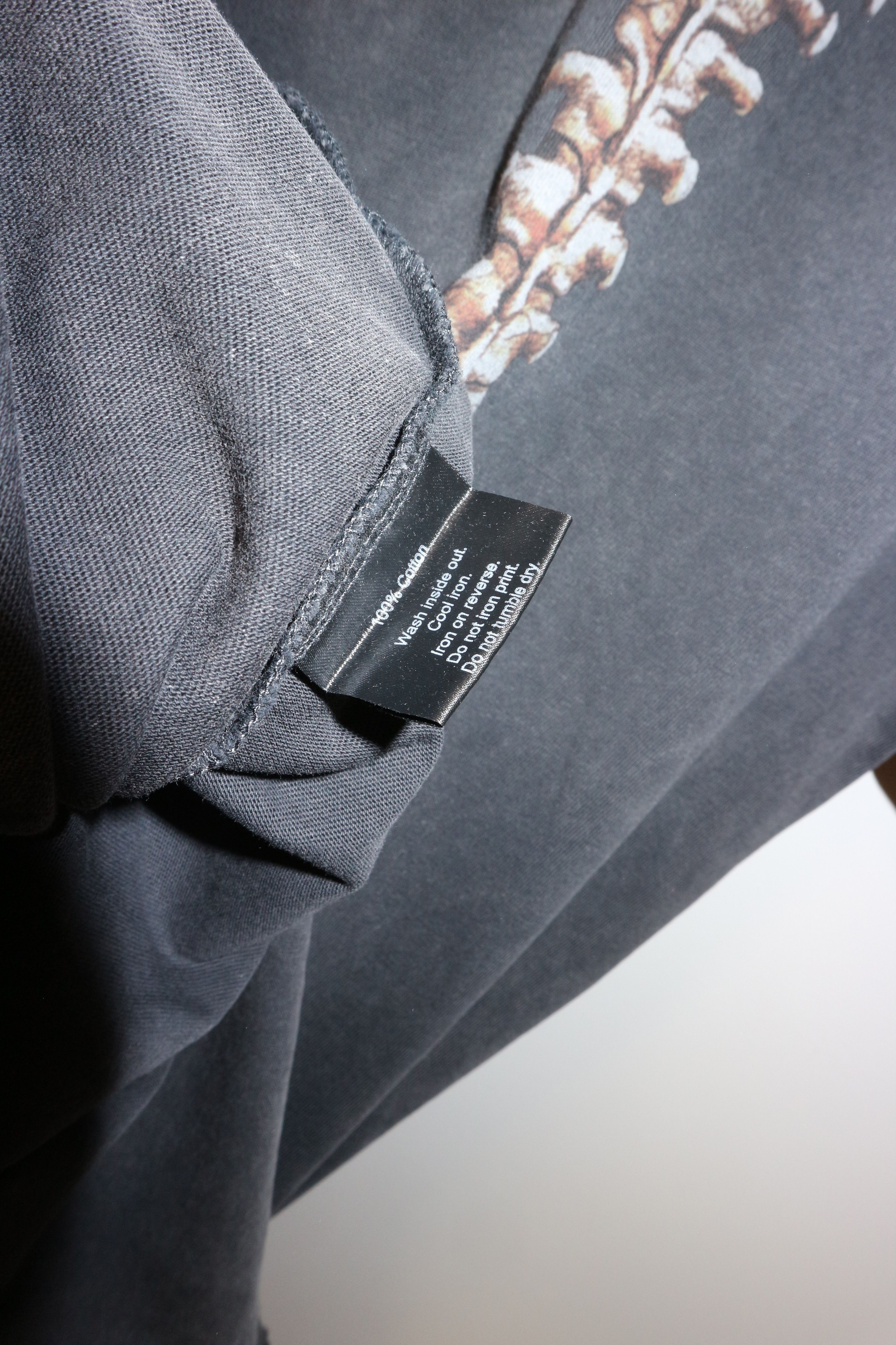 Represent Clo. Bones vintage t-shirt Size US S / EU 44-46 / 1 - 6 Thumbnail