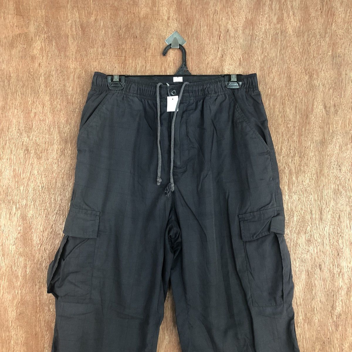 Japanese Brand Villand Dark grey Multipocket Cargo Pants #2324 Size US 31 - 2 Thumbnail