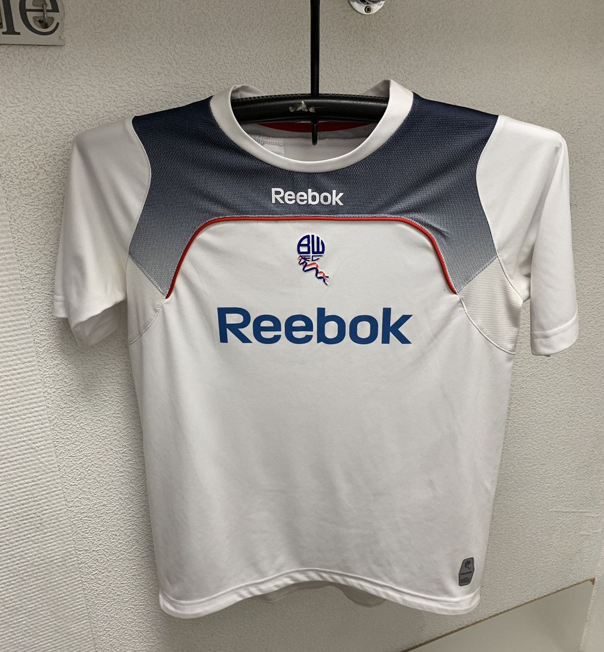 Reebok Reebok Bolton Davies 14 soccer jersey white S size vintage Size US S / EU 44-46 / 1 - 2 Thumbnail