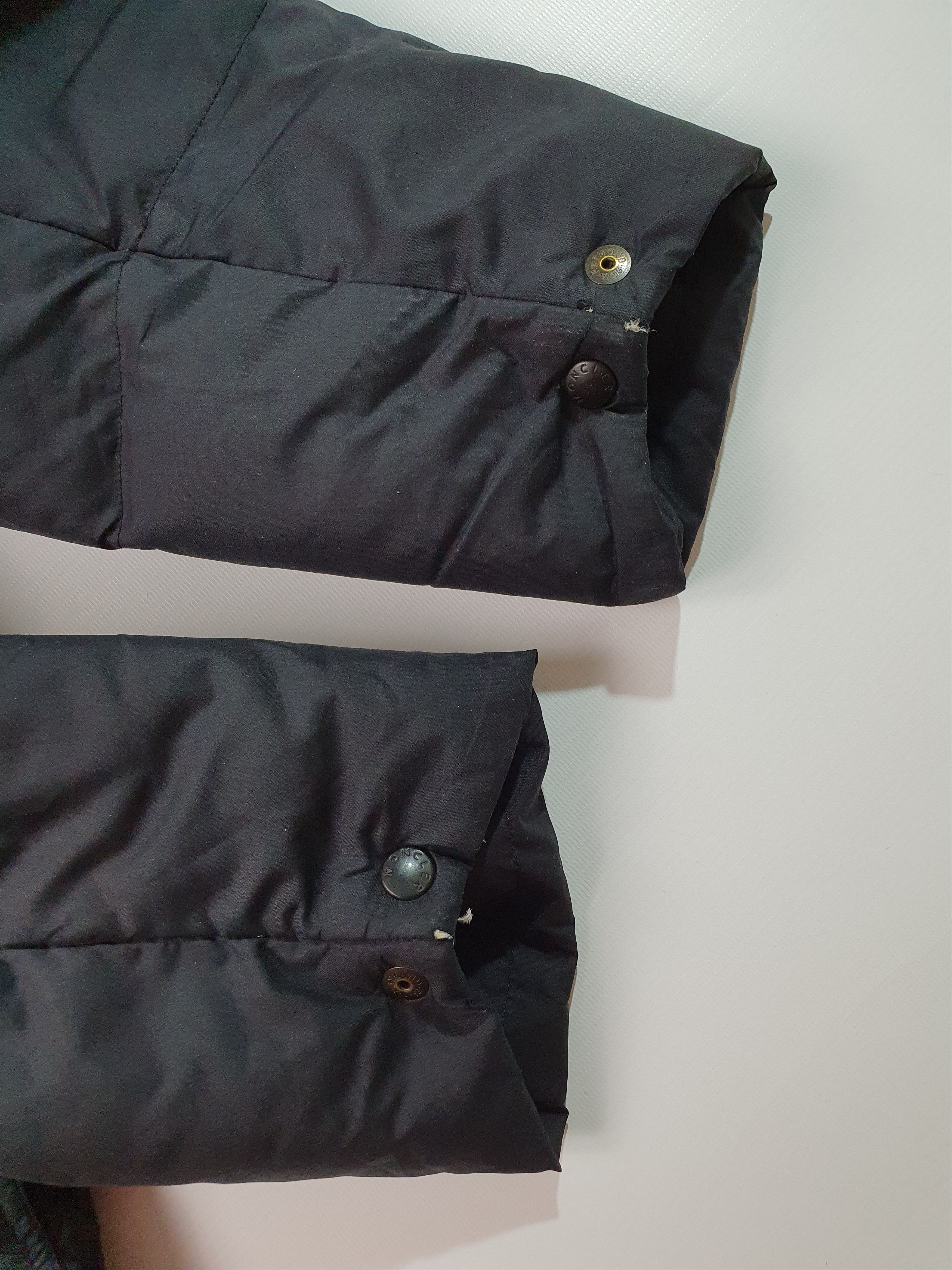 Moncler × Vintage Vintage Moncler Grenoble Down Puffer Jacket Size US L / EU 52-54 / 3 - 15 Thumbnail