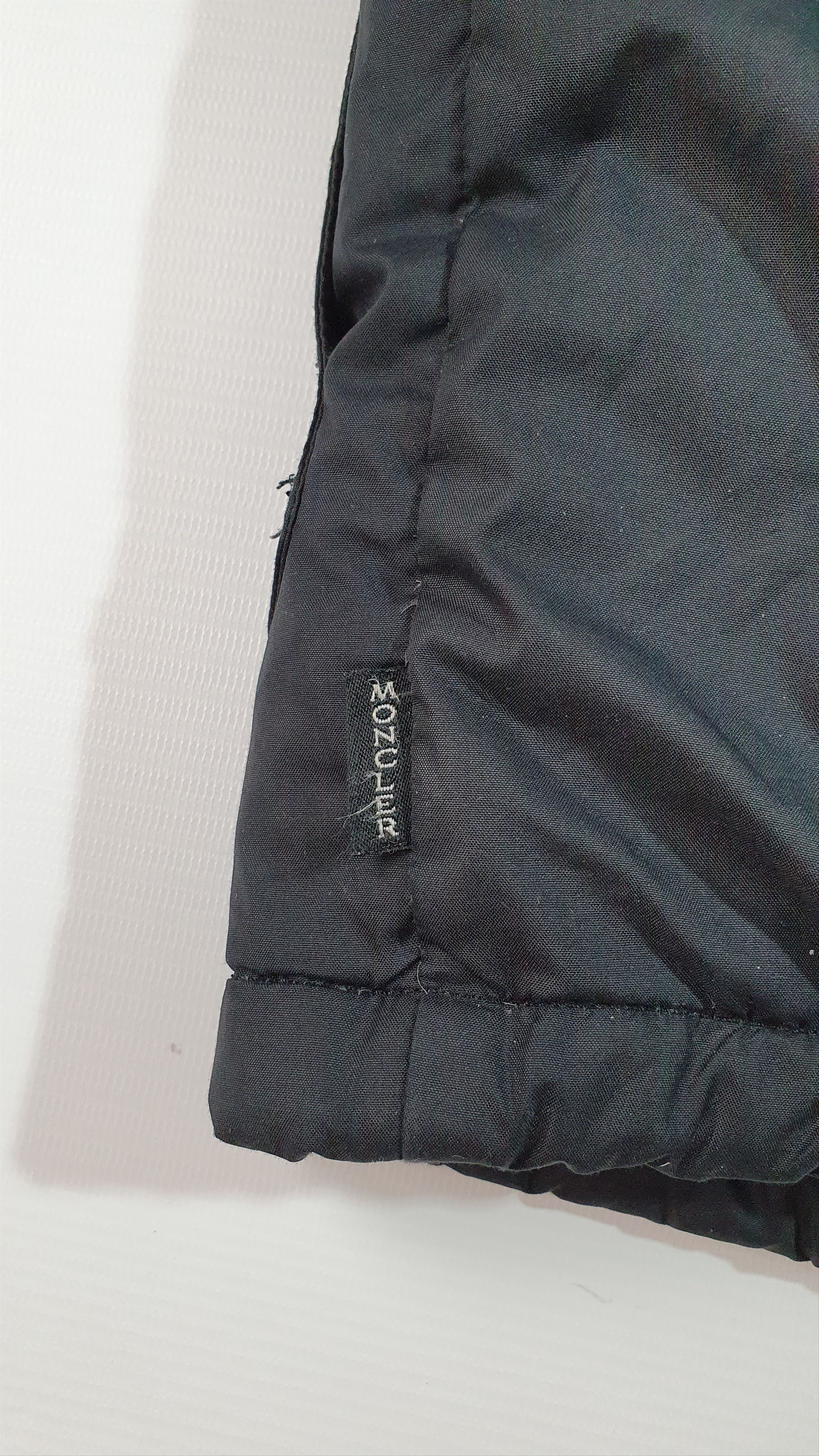 Moncler × Vintage Vintage Moncler Grenoble Down Puffer Jacket Size US L / EU 52-54 / 3 - 9 Thumbnail