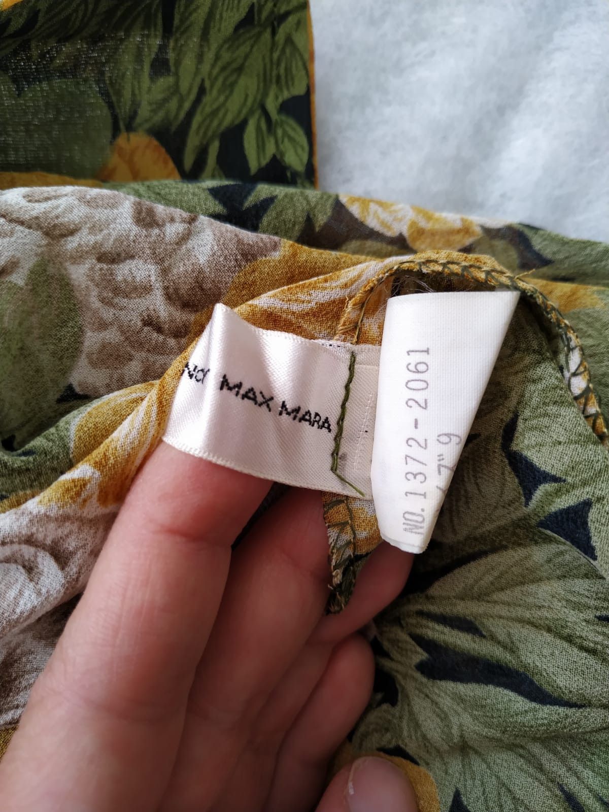 Max Mara Vintage shirt Max Mara 70s floral flowers Size M / US 6-8 / IT 42-44 - 6 Thumbnail
