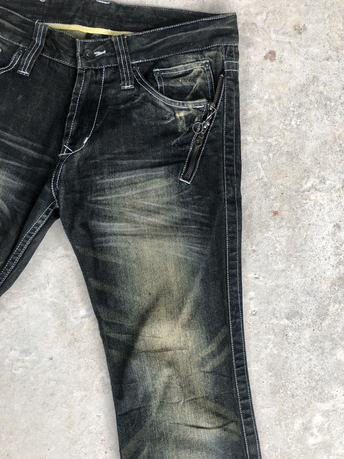 semanticdesign Semantic Design Flared Jeans Distressed Jeans Size US 34 / EU 50 - 6 Thumbnail