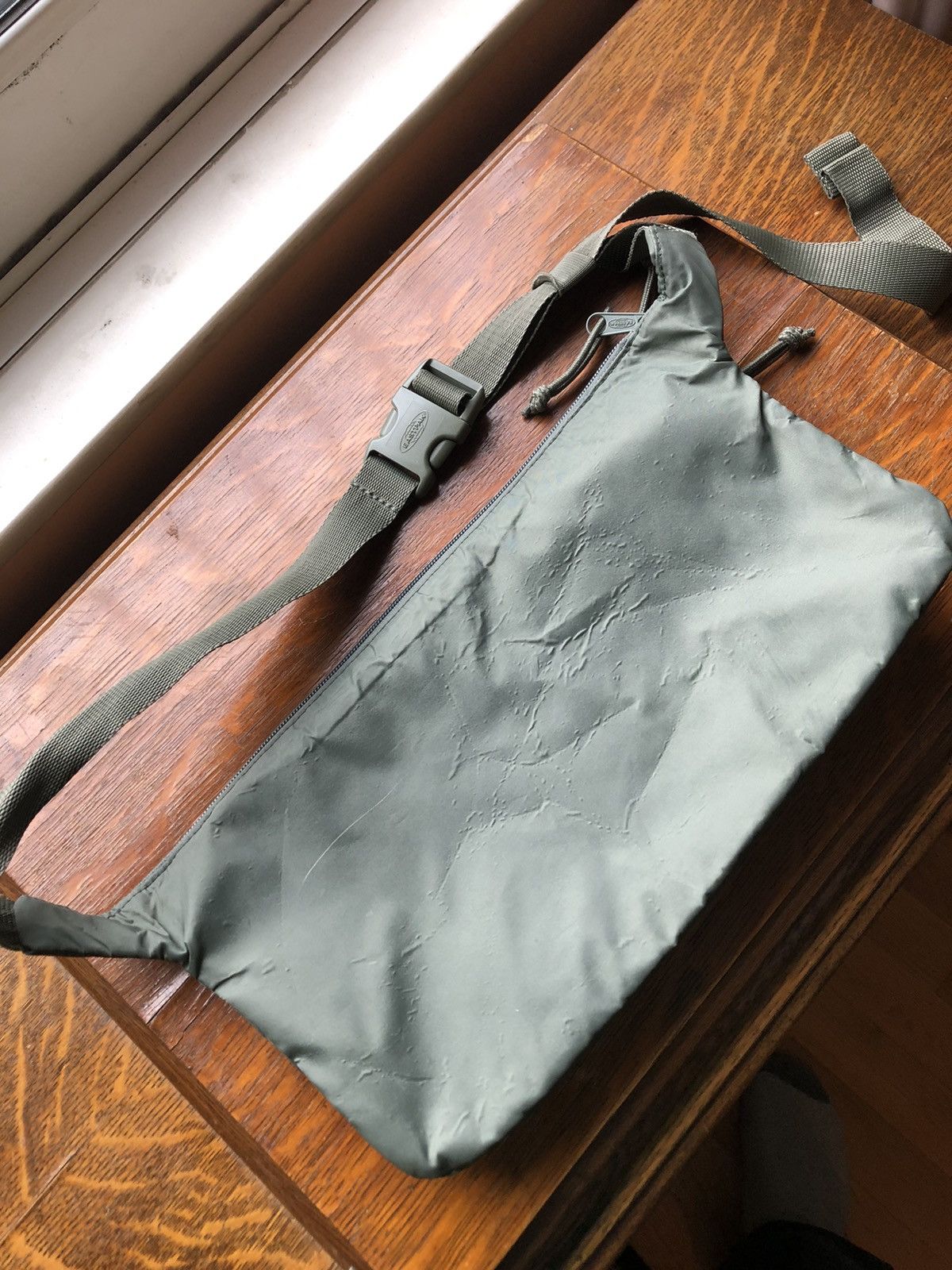Eastpak Neighborhood X Eastpak Lab crossbody tactical sling bag Size ONE SIZE - 4 Thumbnail