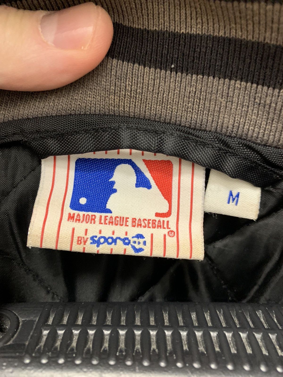 MLB New York Yankees MLB vintage baseball M sz varsity major Size US M / EU 48-50 / 2 - 6 Thumbnail