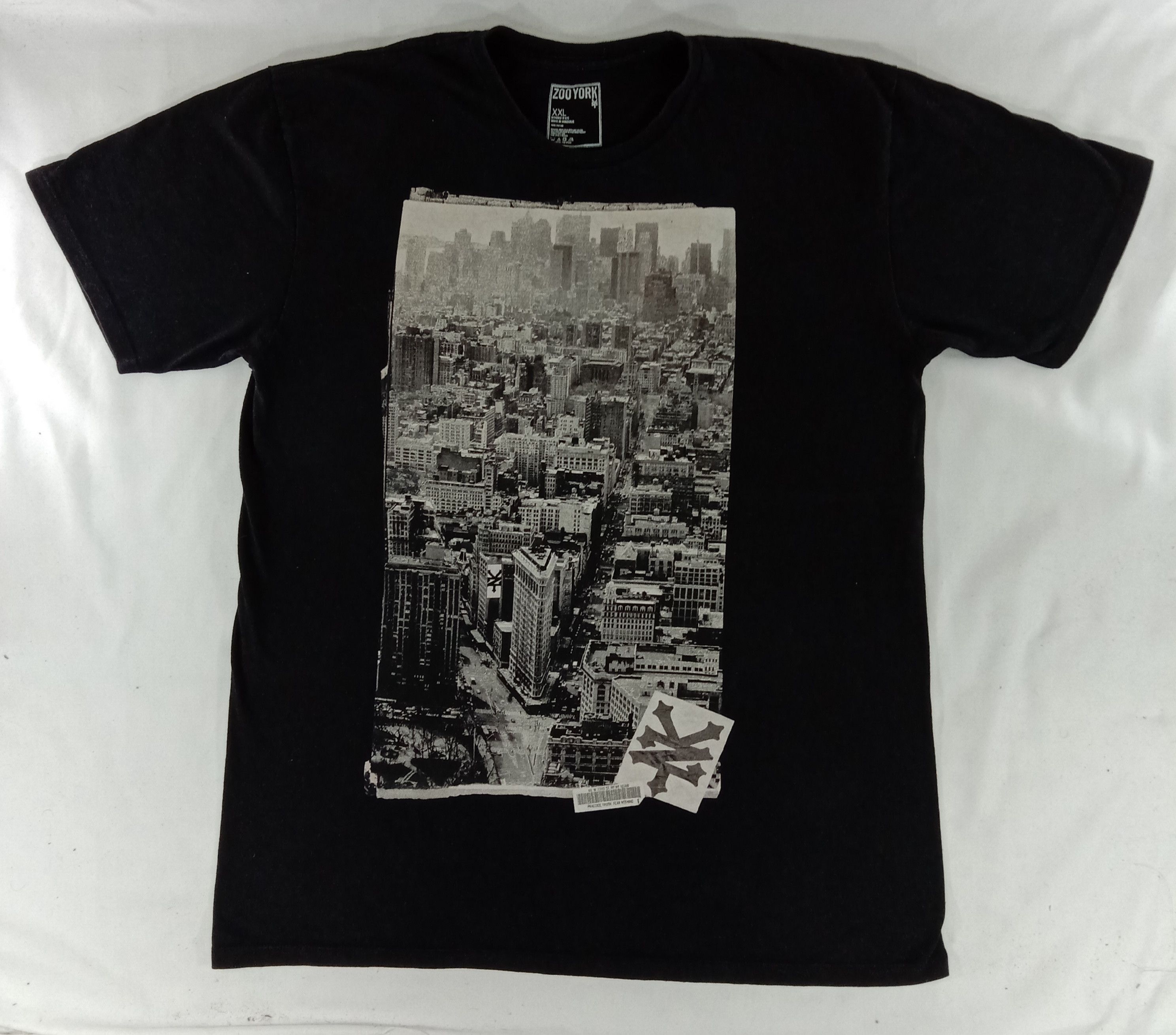 Zoo York Vintage Zoo York New York City Graphic T Shirt Size US XL / EU 56 / 4 - 1 Thumbnail