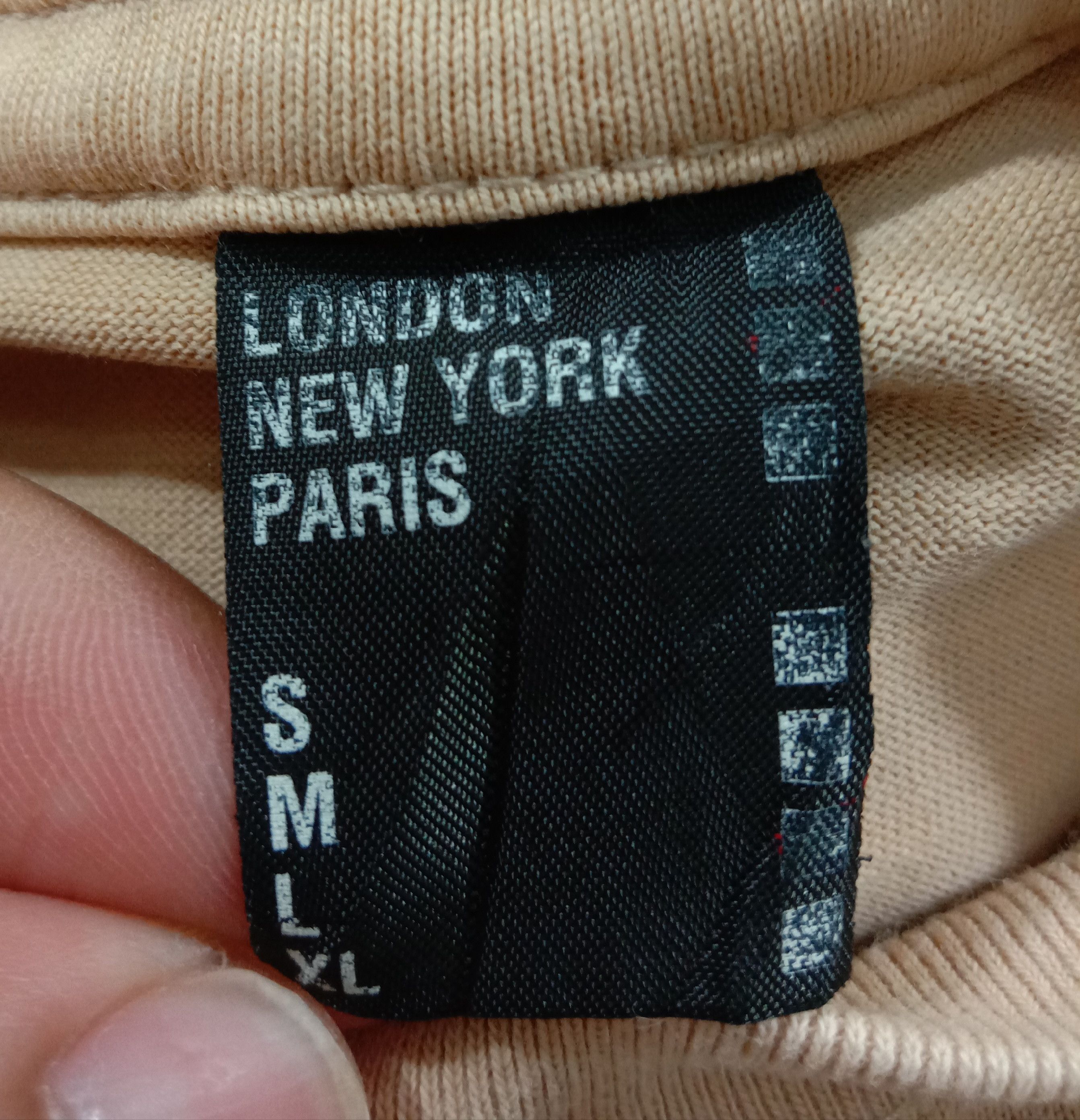 Uniqlo Uniqlo x Staple By Chris Rubino T-Shirt Size US L / EU 52-54 / 3 - 9 Thumbnail