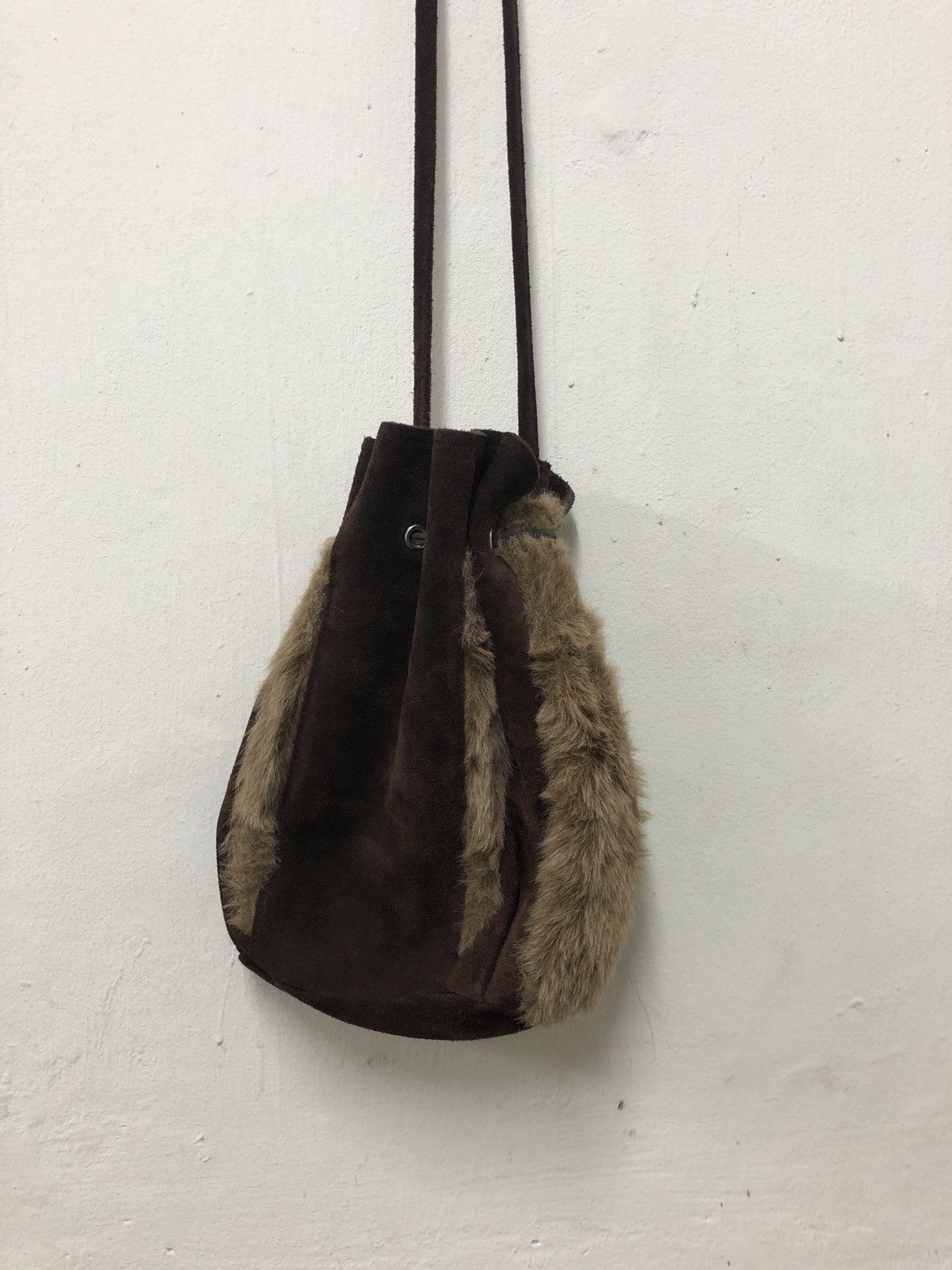 Japanese Brand × Leather NATIVE AMERICAN LEATHER FURS MEDICINE BAG SLING Size ONE SIZE - 2 Thumbnail