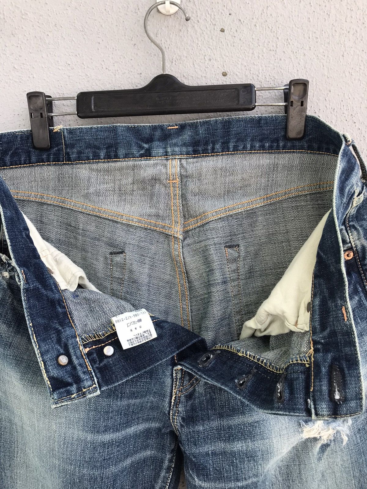 Japanese Brand SPELLBOUND Japan Distressed Denim Jeans Made In Japan Size US 32 / EU 48 - 15 Thumbnail