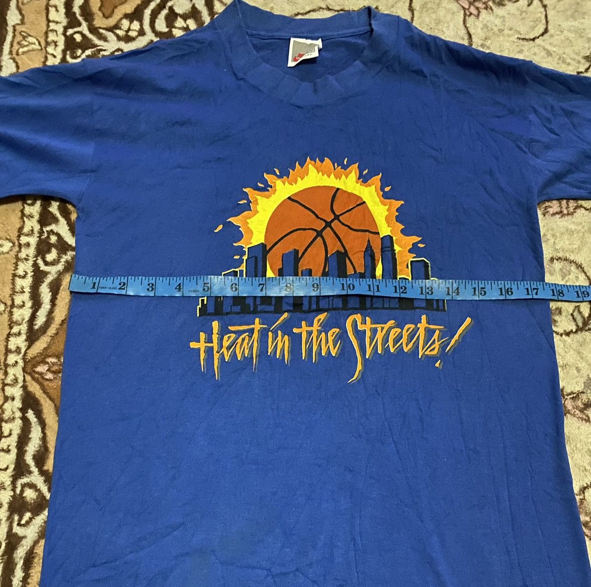 Nike Vintage Nike 80’s Heat In The Streets ! Shirt Size US S / EU 44-46 / 1 - 7 Thumbnail