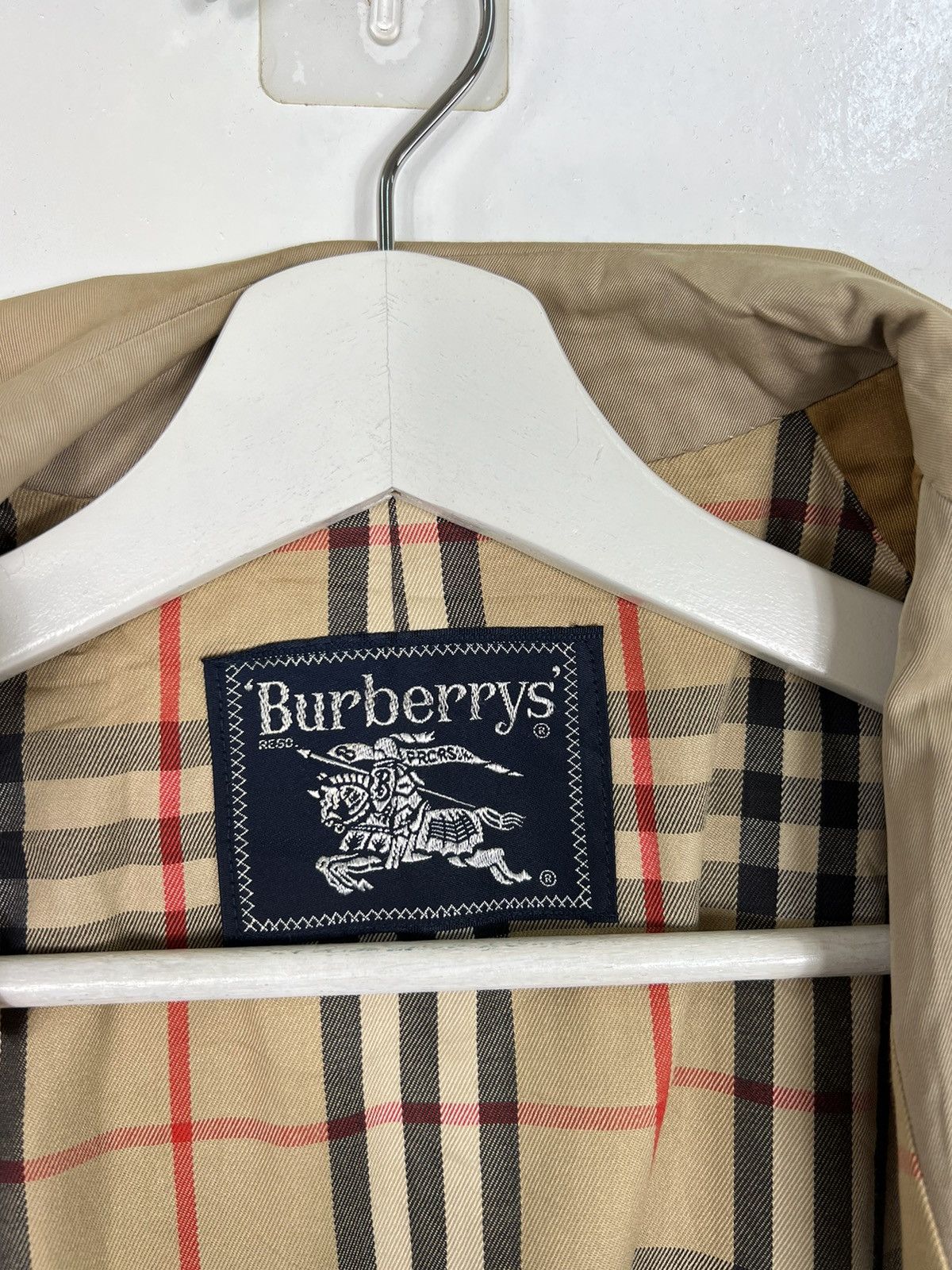 Burberry 🔥 BURBERRYS TRENCH COAT NOVA CHECK LINING Size US M / EU 48-50 / 2 - 8 Thumbnail
