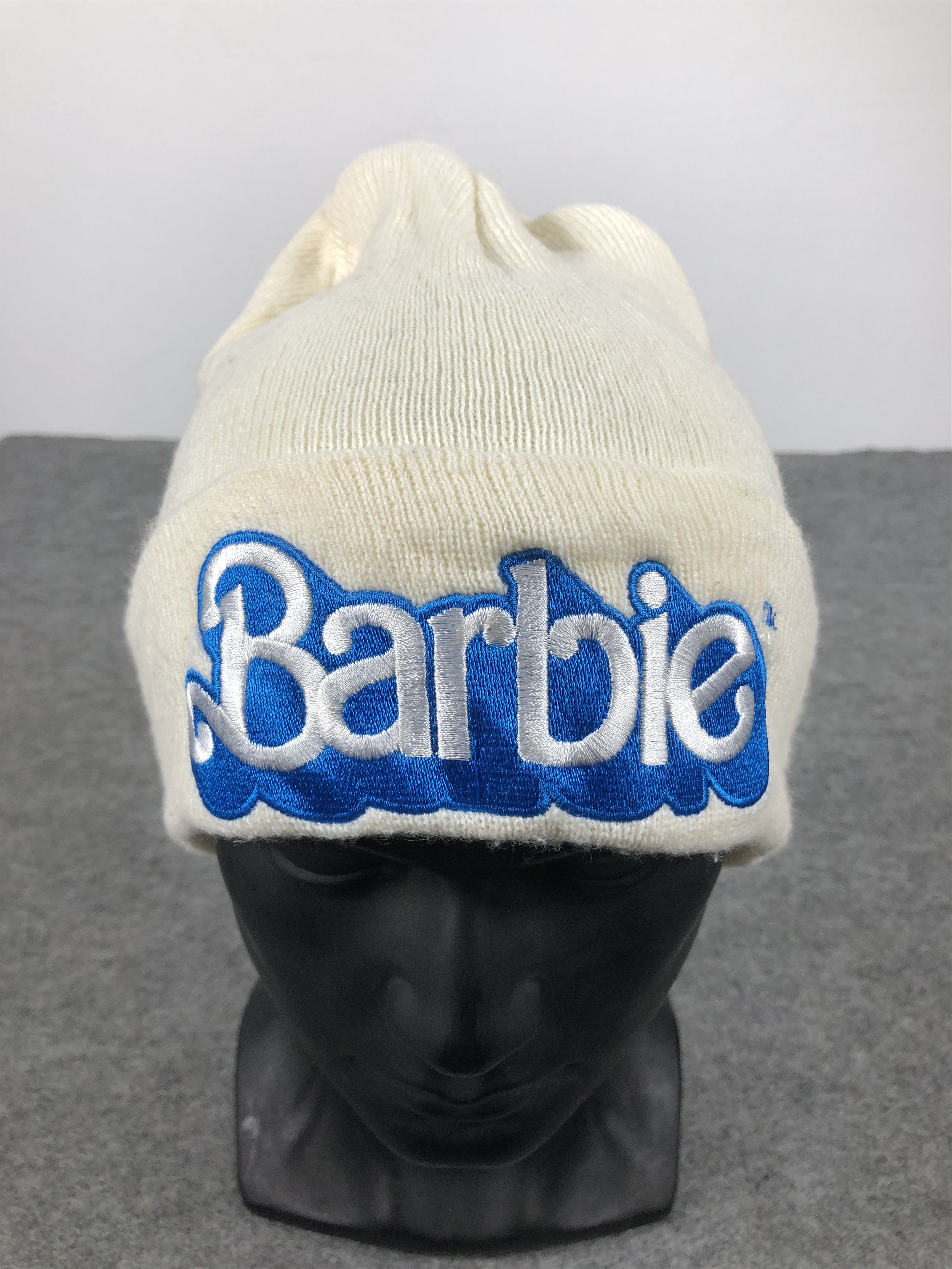 Vintage Vintage Y2K Barbie by Mattel Beanie / Snow Hat / Snow Cap Size ONE SIZE - 5 Thumbnail