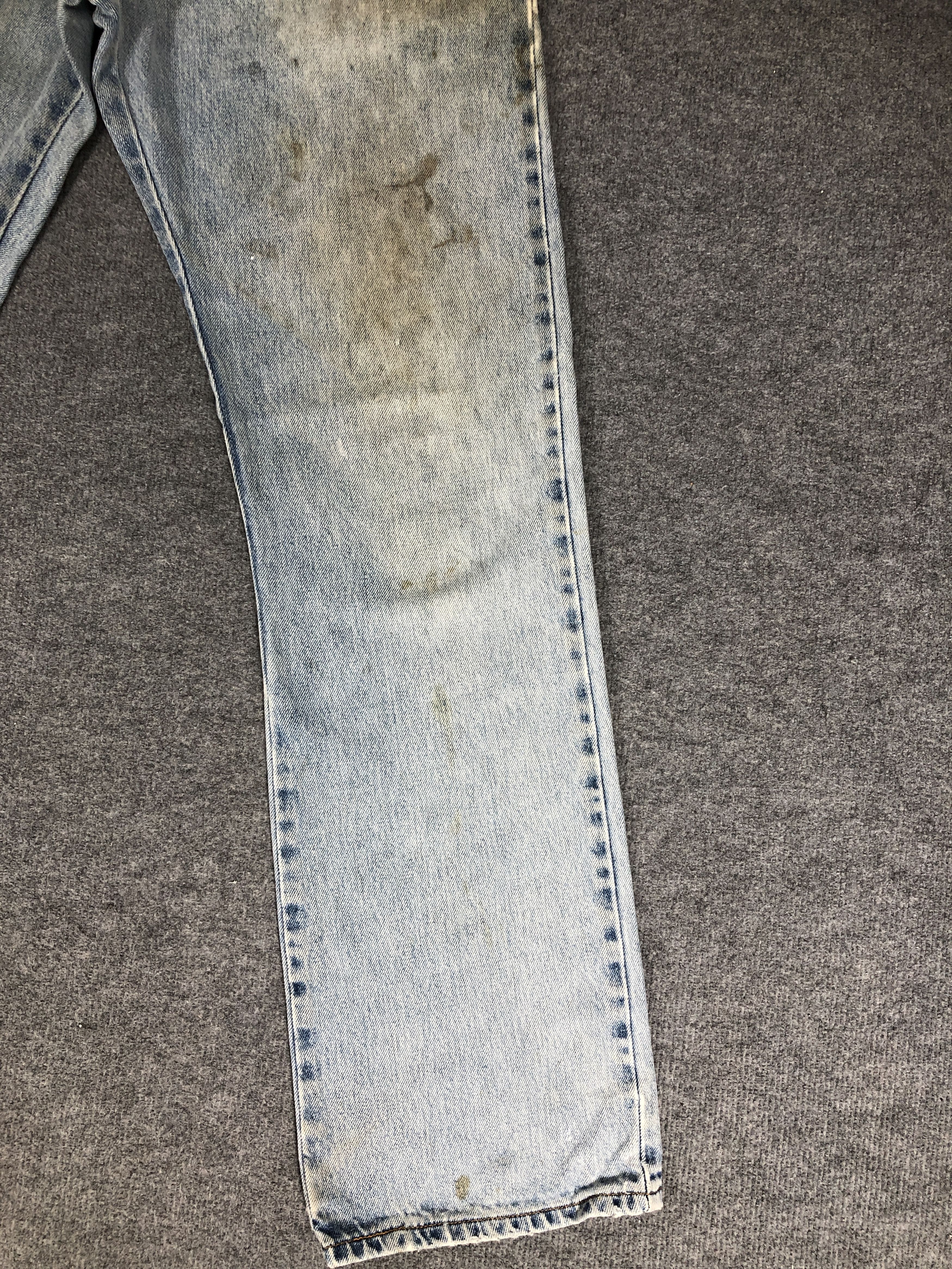 Levi's Vintage Y2k Levi's 517 Dirty Light Wash Boot Cut Denim Jean Size US 33 - 7 Thumbnail