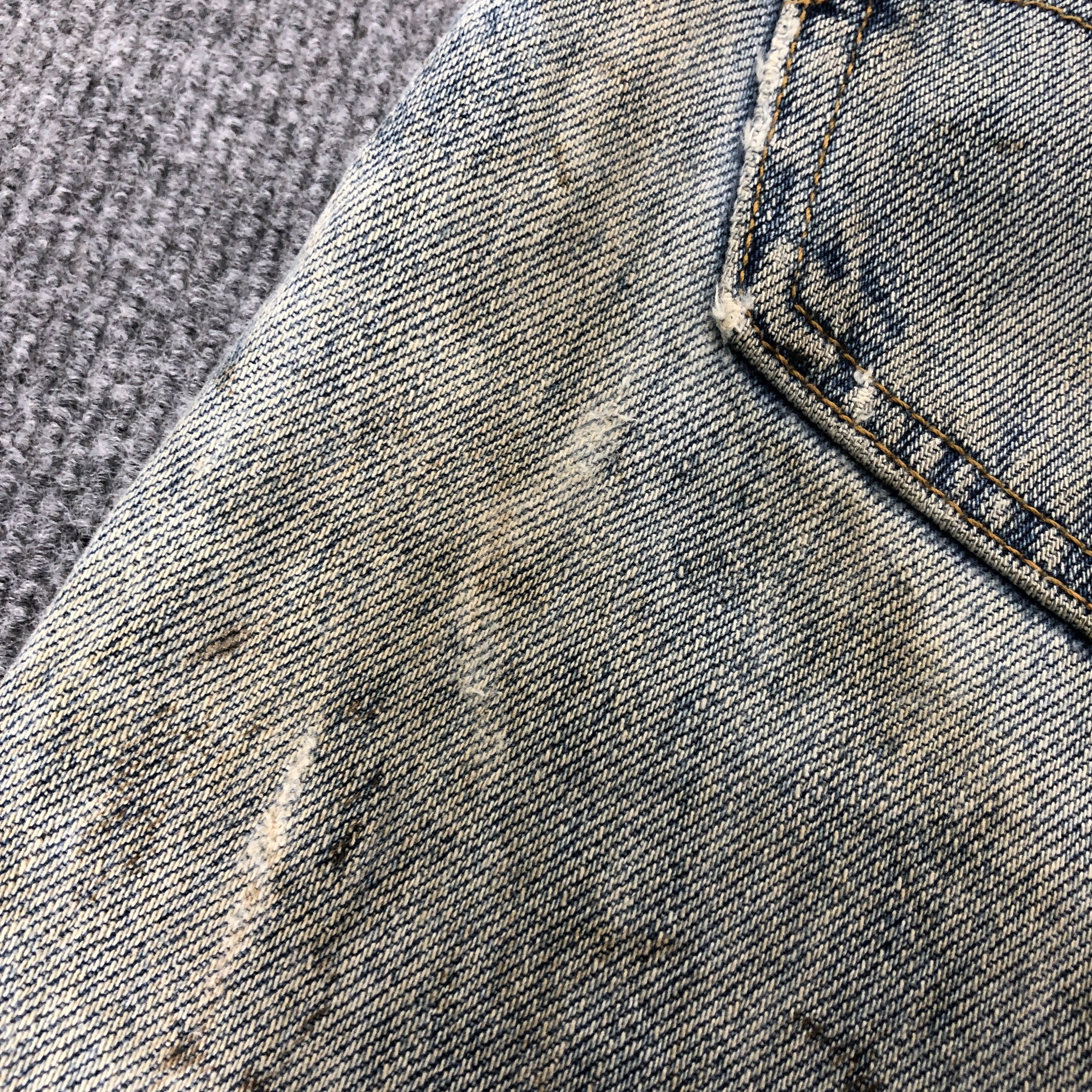Levi's Vintage Y2k Levi's 517 Dirty Light Wash Boot Cut Denim Jean Size US 33 - 16 Thumbnail