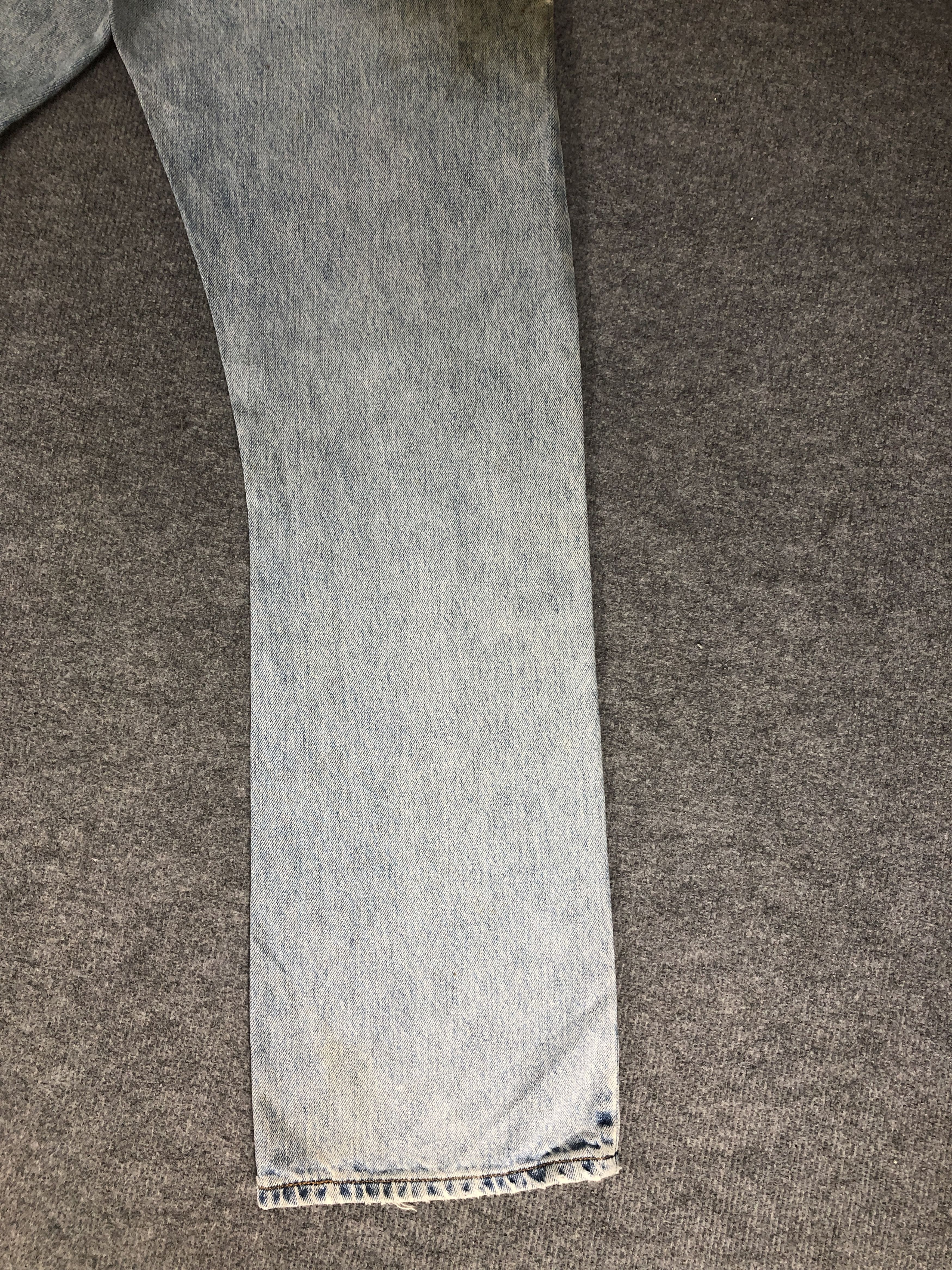 Levi's Vintage Y2k Levi's 517 Dirty Light Wash Boot Cut Denim Jean Size US 33 - 9 Thumbnail