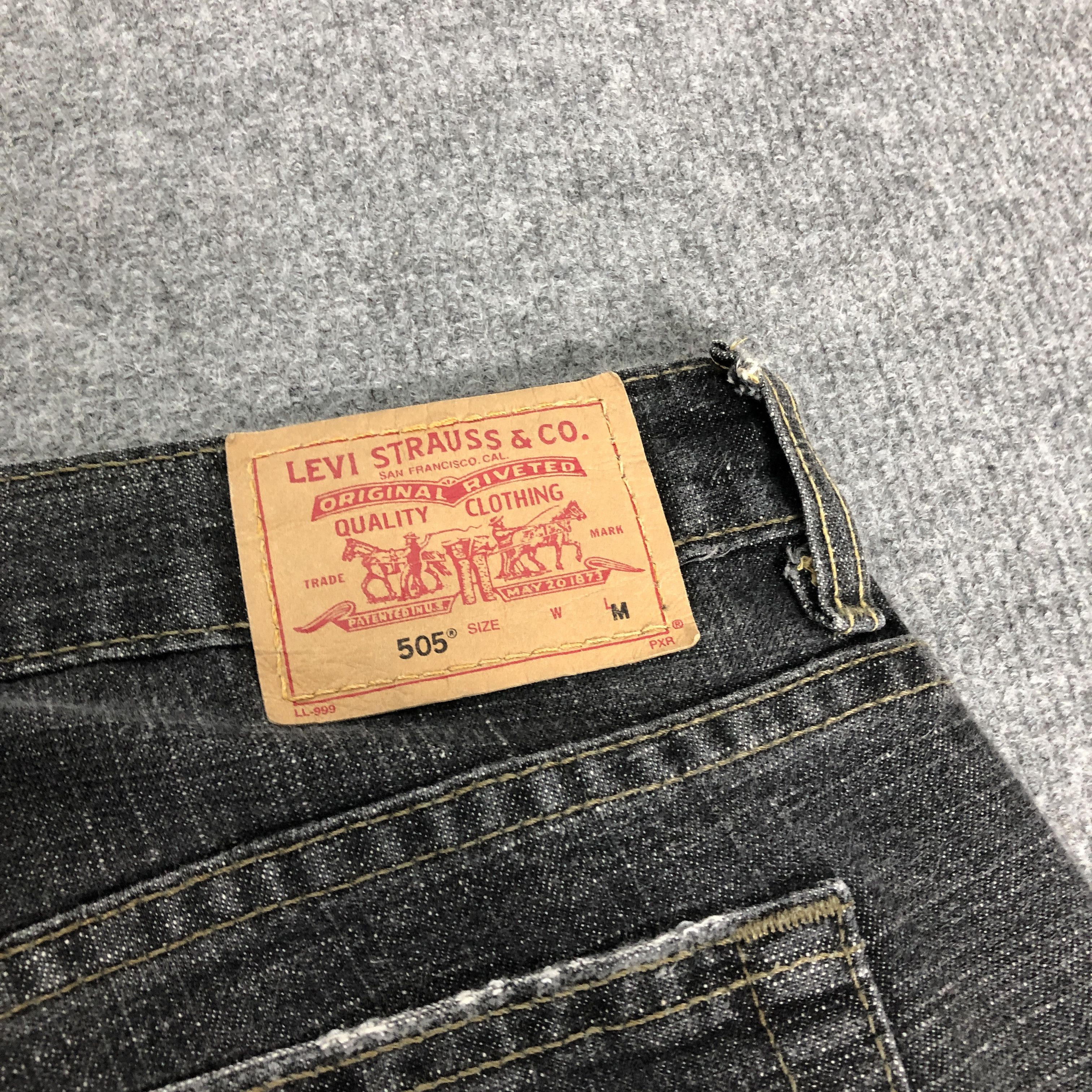 Levi's Levi's 505 Nouveau Straight Stretch Faded Jean Size US 37 - 13 Thumbnail