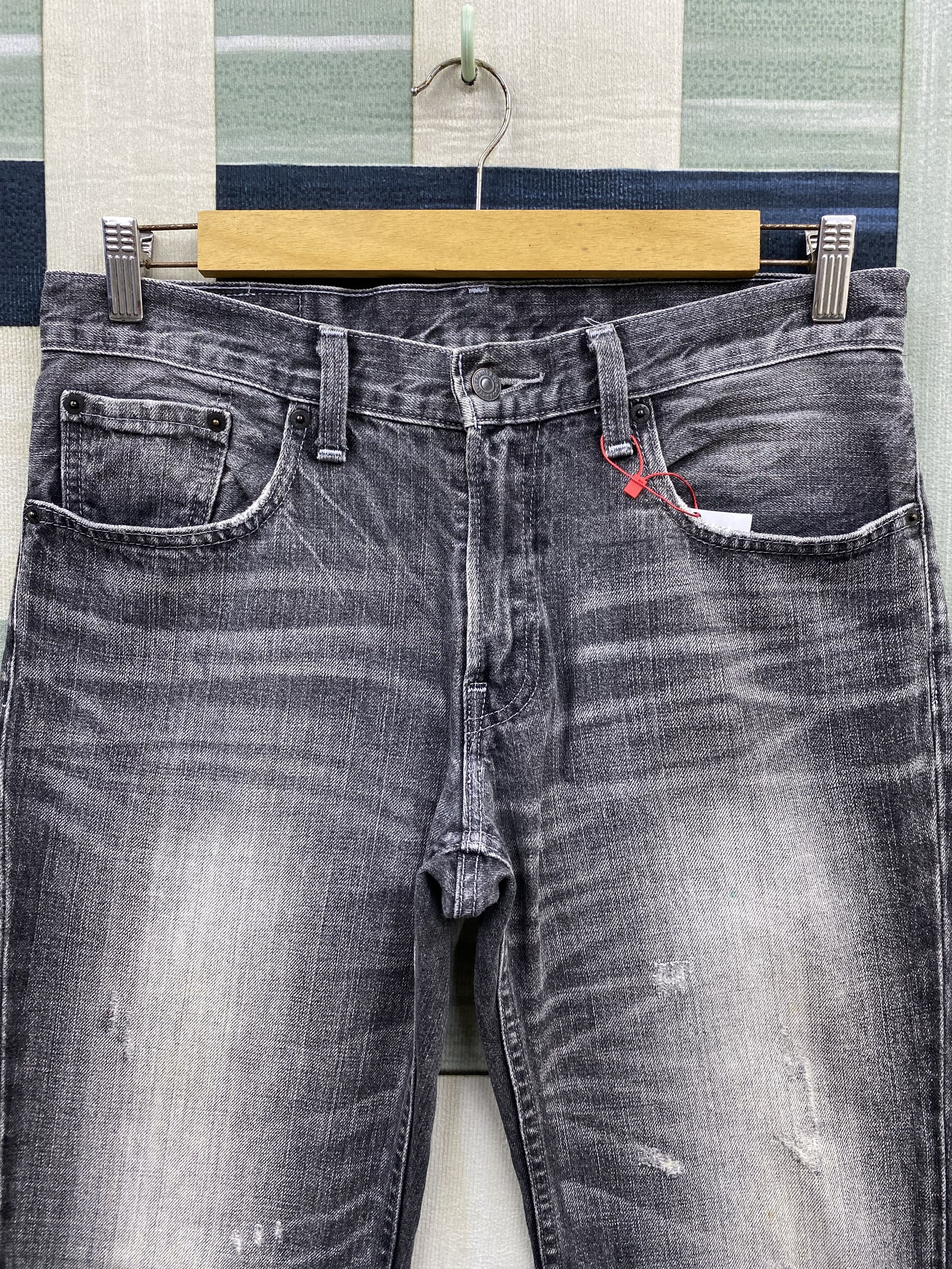 Levi's Vintage Y2K Levi's 502 Distress Faded Black Denim Jean Size US 34 / EU 50 - 3 Thumbnail