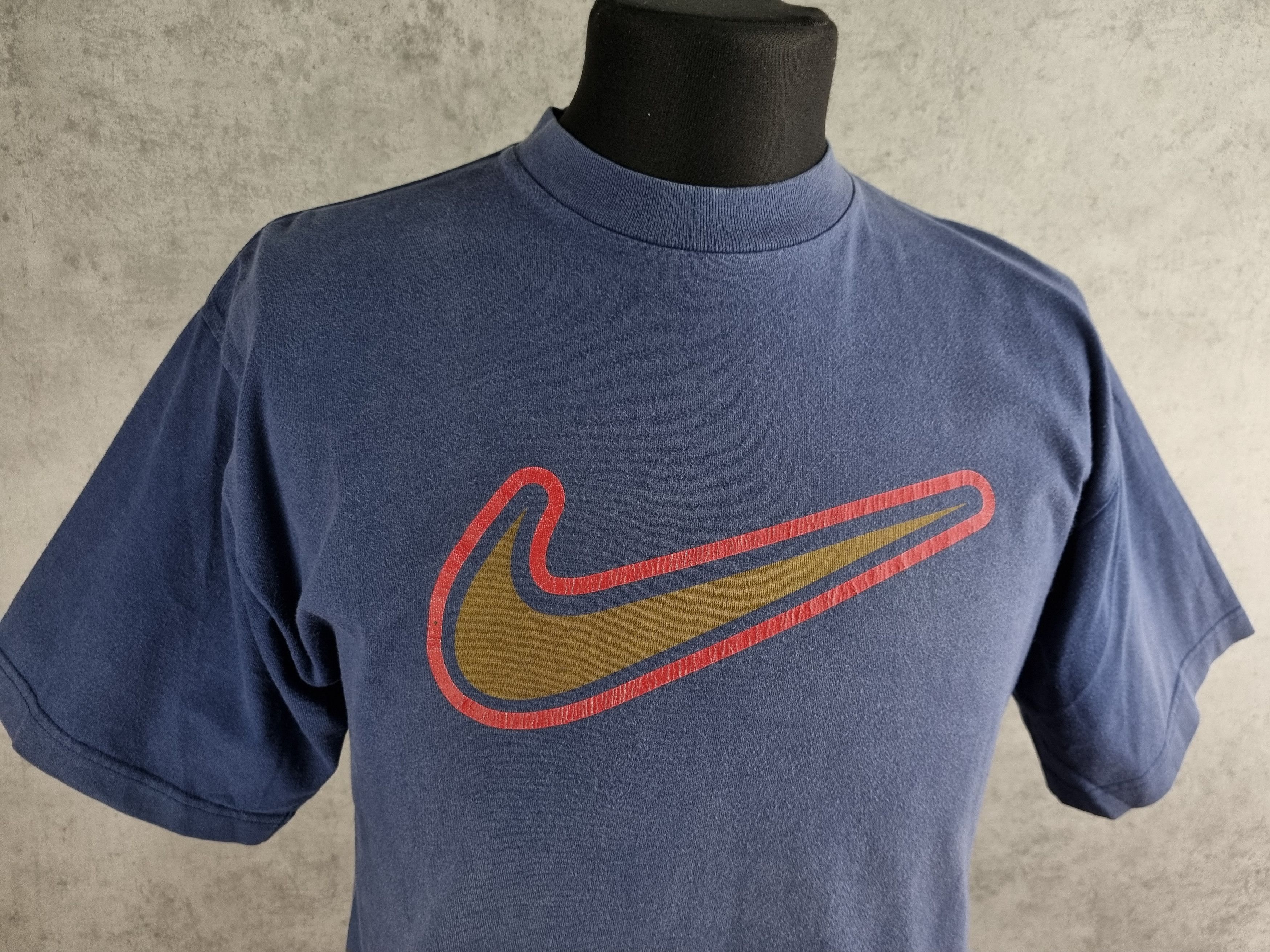Nike × Vintage Faded 90s NIKE AIR Big Back Logo Tee shirt Vintage Size US M / EU 48-50 / 2 - 5 Thumbnail