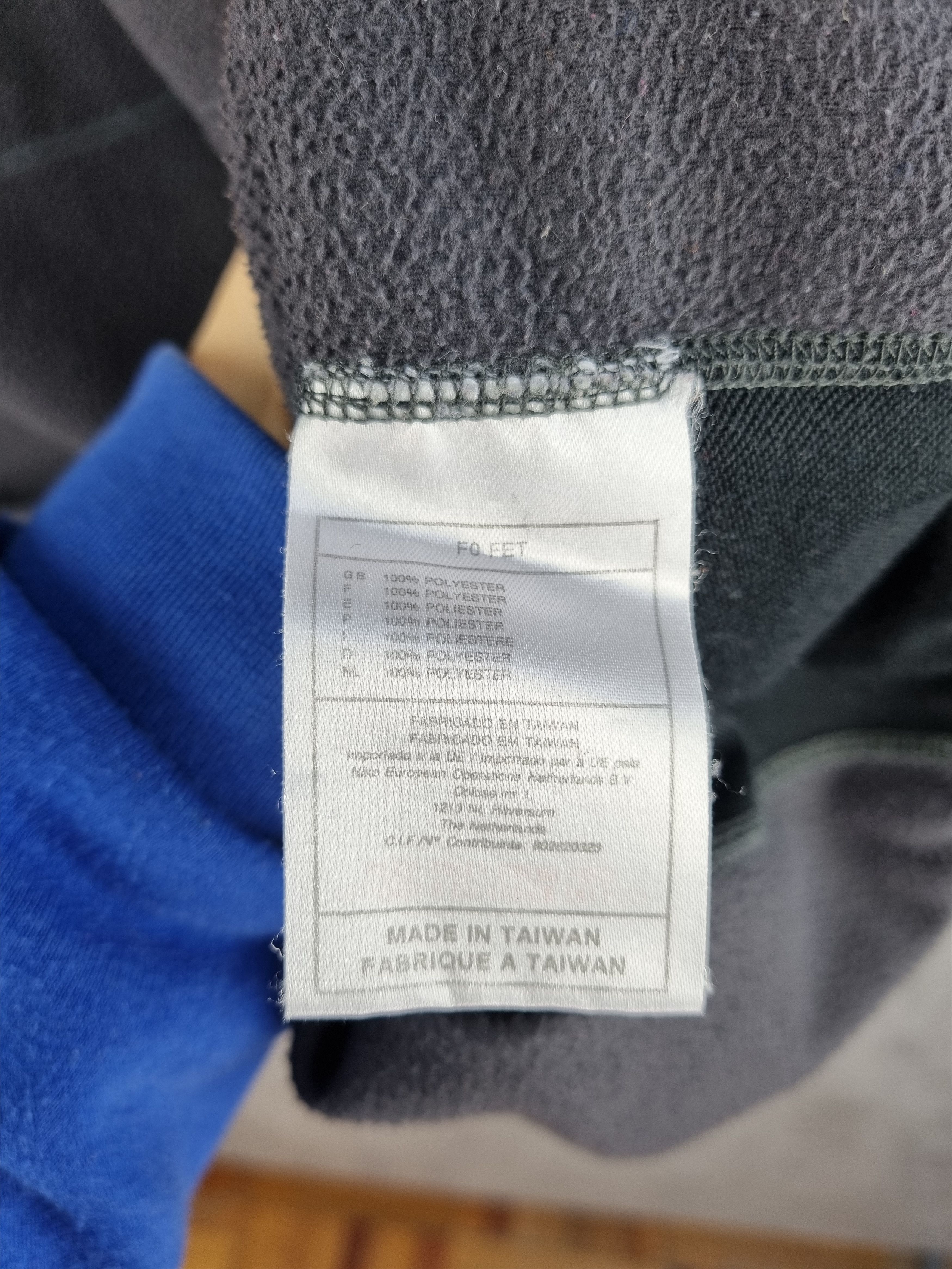 Nike × Vintage 90s Nike Fleece Ninja Center Swoosh Sweatshirt Size US L / EU 52-54 / 3 - 9 Thumbnail