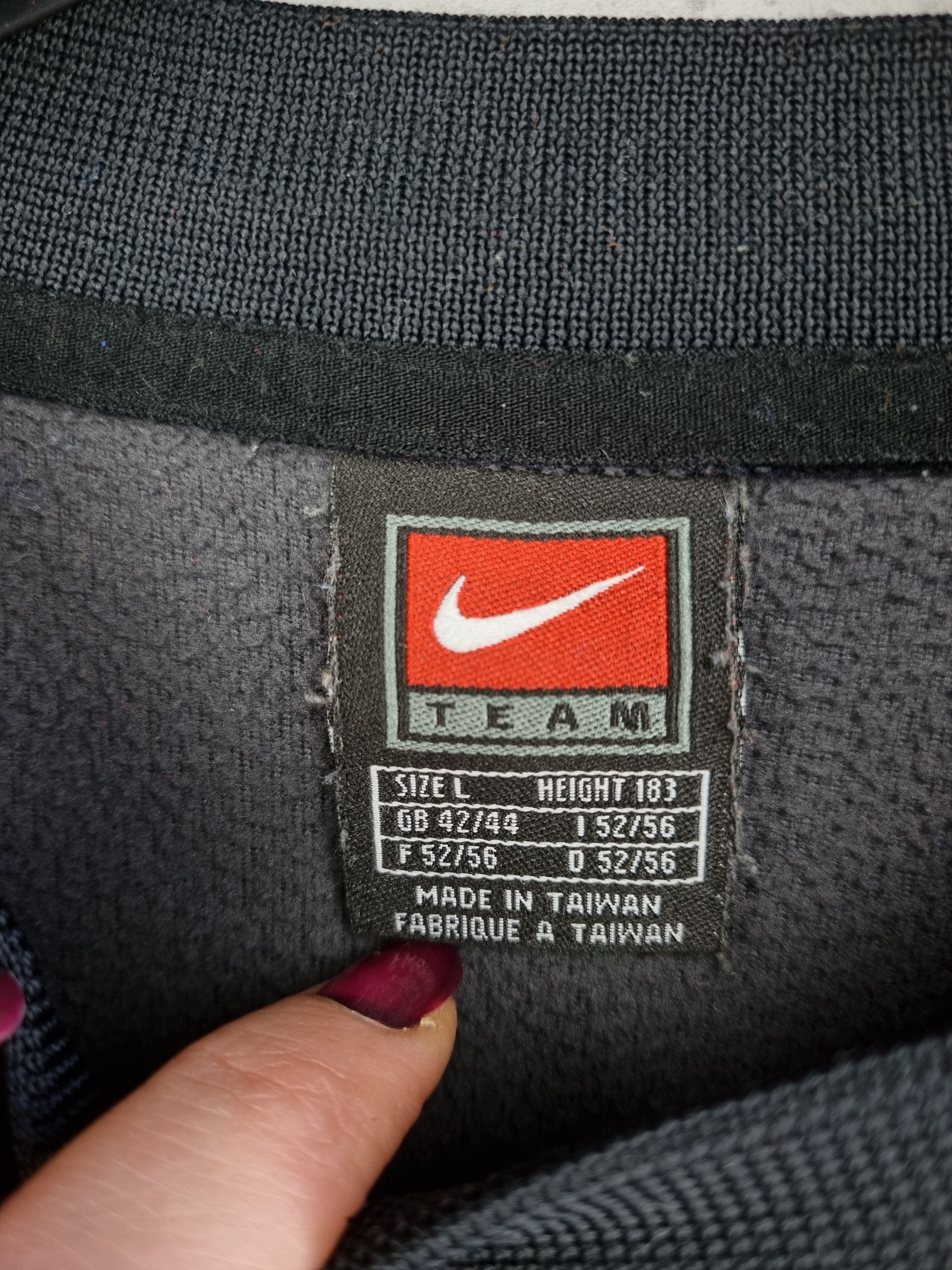 Nike × Vintage 90s Nike Fleece Ninja Center Swoosh Sweatshirt Size US L / EU 52-54 / 3 - 7 Thumbnail