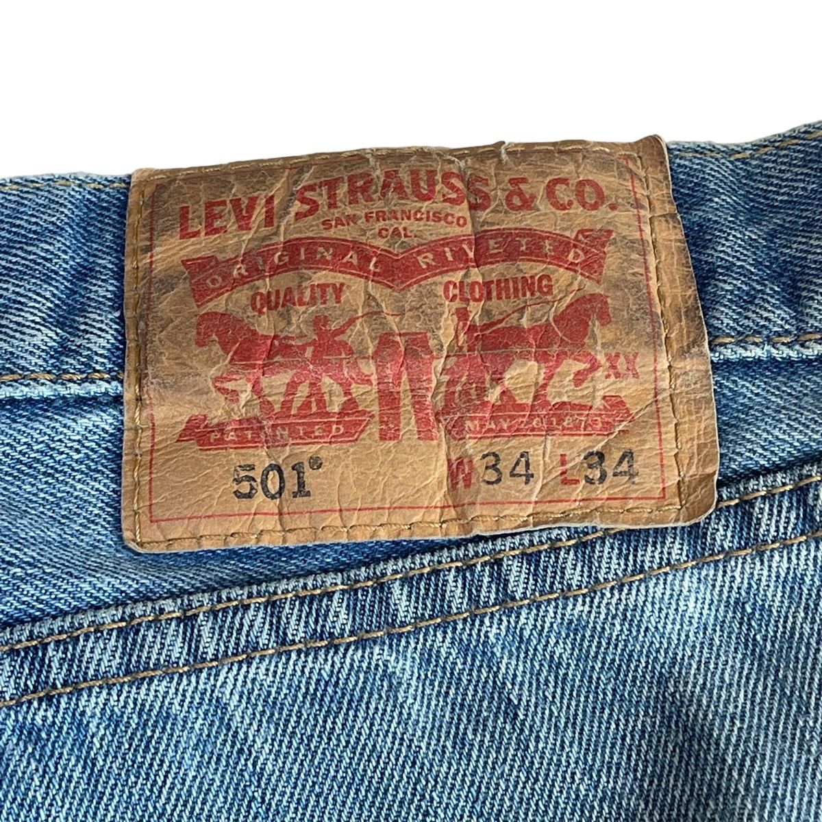 Levi's RARE💥Levis 501 Light Blue Jeans Size 34 Size US 34 / EU 50 - 12 Thumbnail