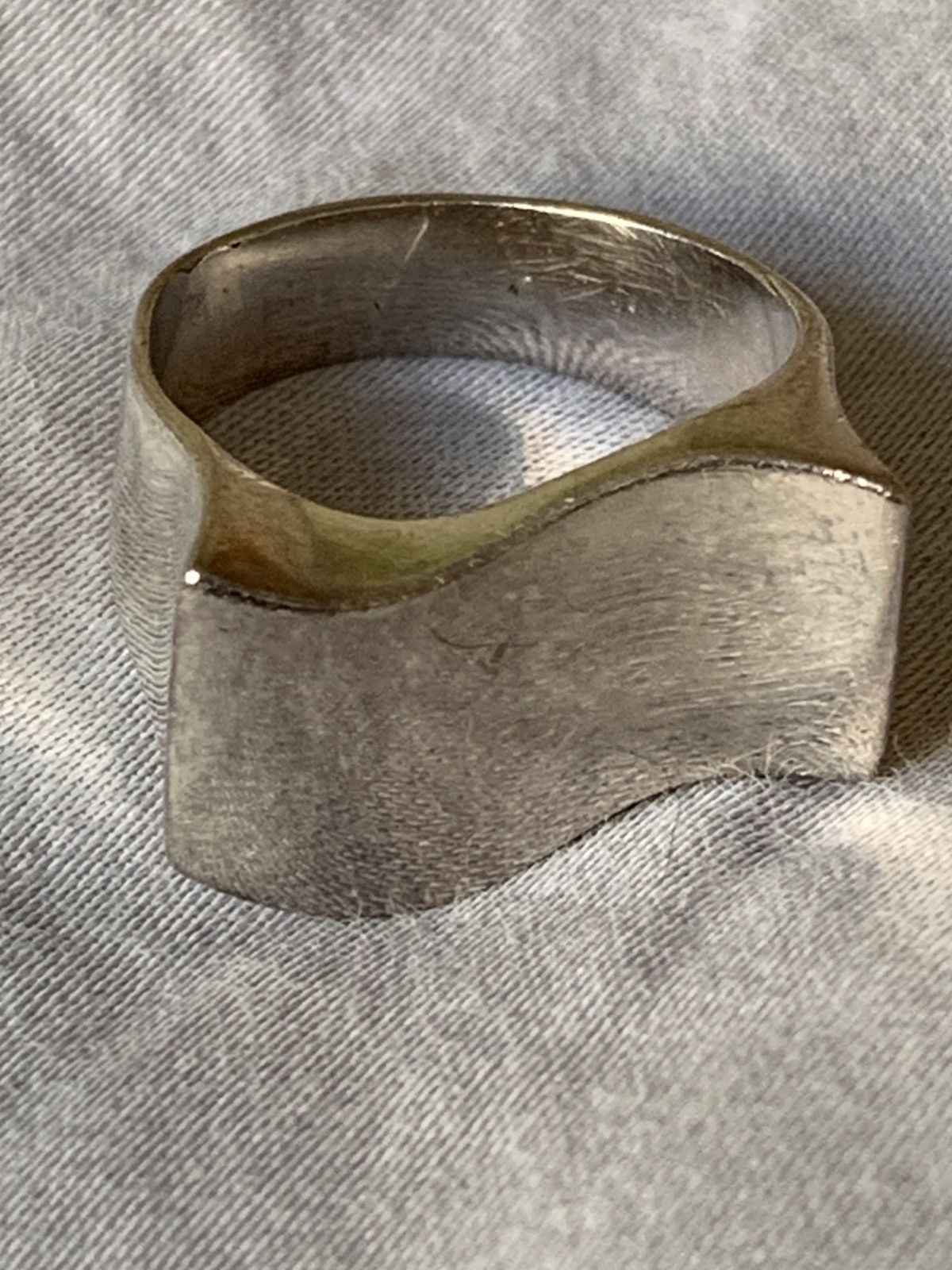 Other 925 Silver Wave Signet Ring Size 7 US Size ONE SIZE - 7 Thumbnail