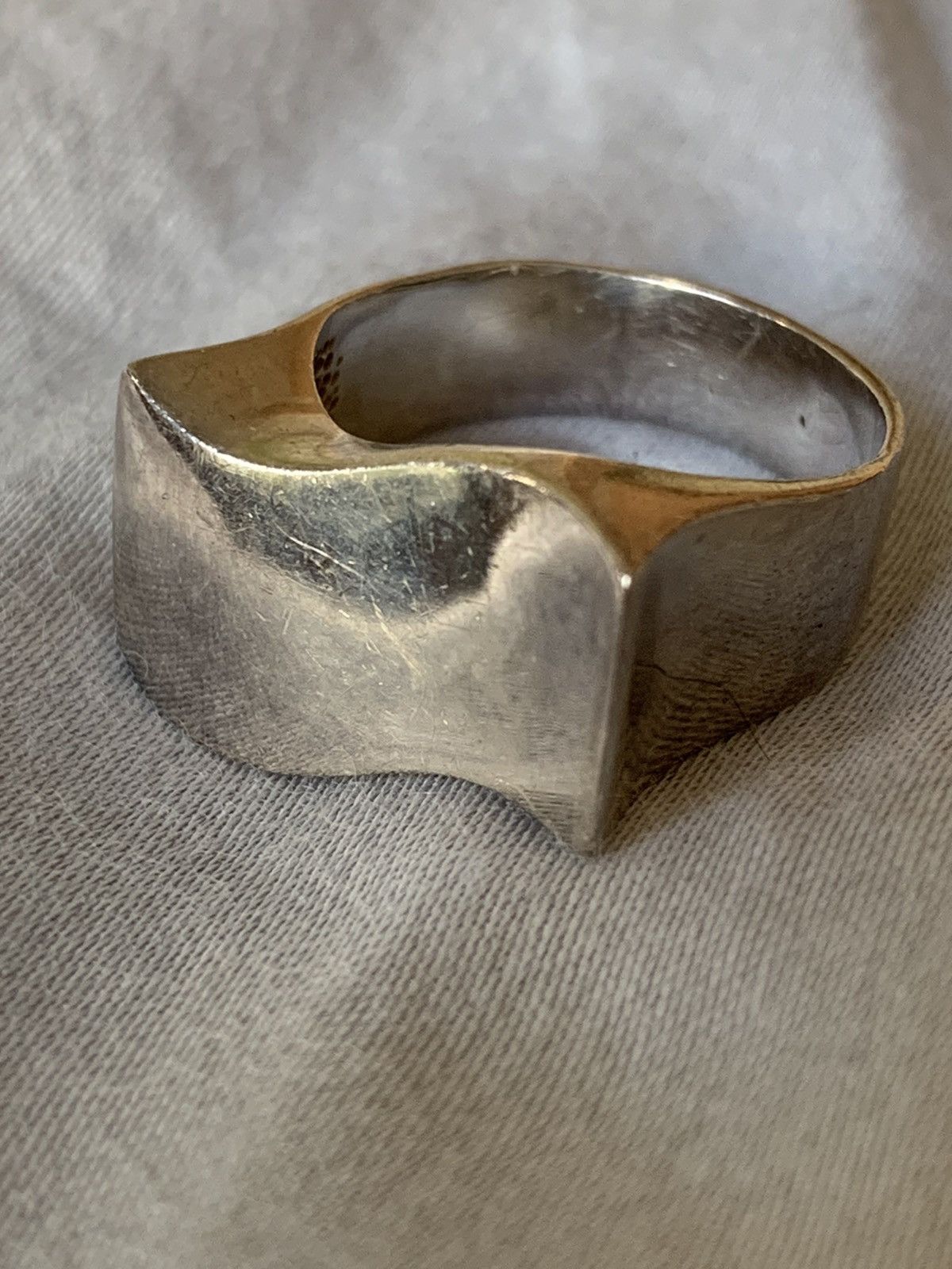 Other 925 Silver Wave Signet Ring Size 7 US Size ONE SIZE - 1 Thumbnail