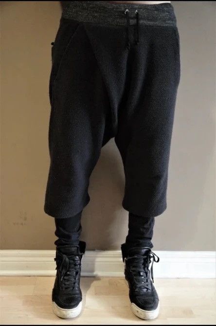 Y/Project × Yohan Serfaty Y/Project 2013 A/W Drop Crotch crop short Made In Italy Size US 30 / EU 46 - 14 Thumbnail