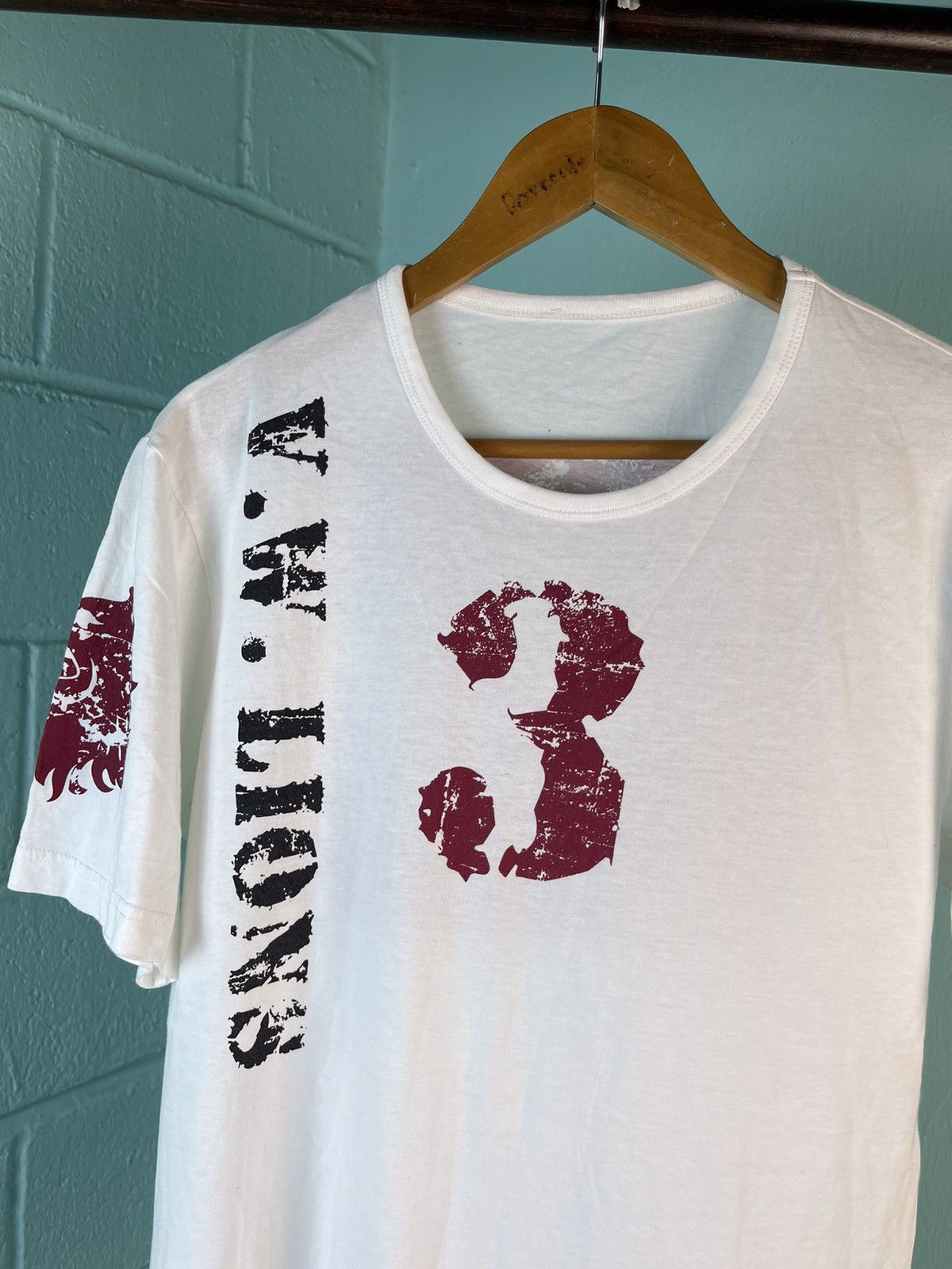 Vivienne Westwood Vivienne Westwood Lions Tee Size US M / EU 48-50 / 2 - 4 Thumbnail
