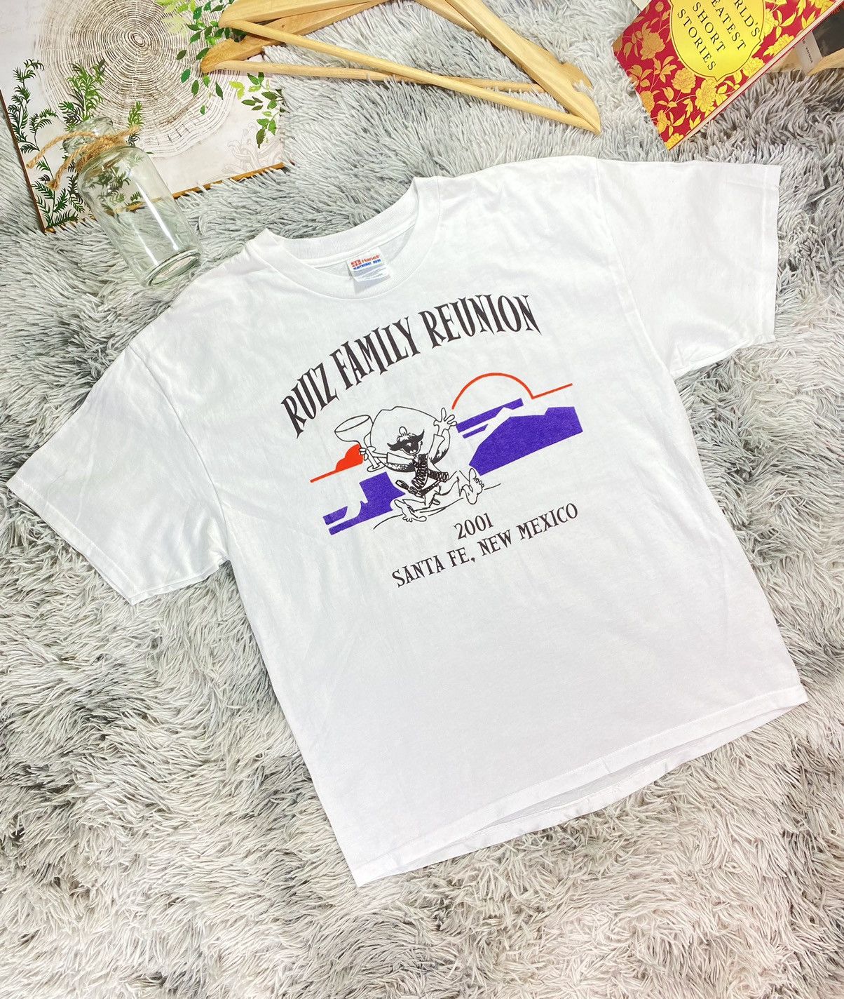 Hanes × Vintage Vintage Ruiz Family Reunion 2001 Y2K white T Shirt Size L Size US L / EU 52-54 / 3 - 1 Thumbnail