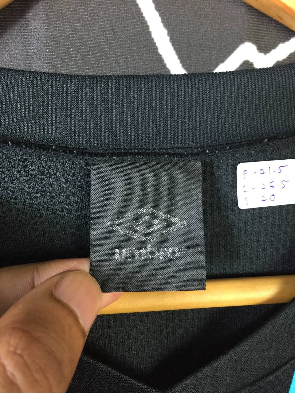 Umbro Vtg Umbro Spell Out Logo Jaspo Jersey Size US L / EU 52-54 / 3 - 6 Thumbnail