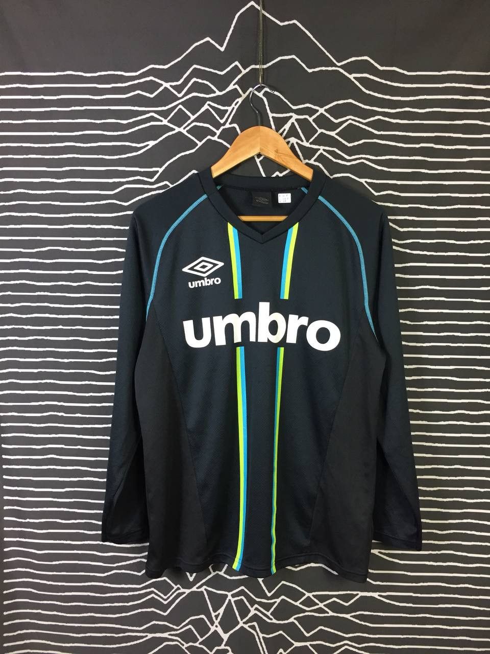 Umbro Vtg Umbro Spell Out Logo Jaspo Jersey Size US L / EU 52-54 / 3 - 2 Thumbnail