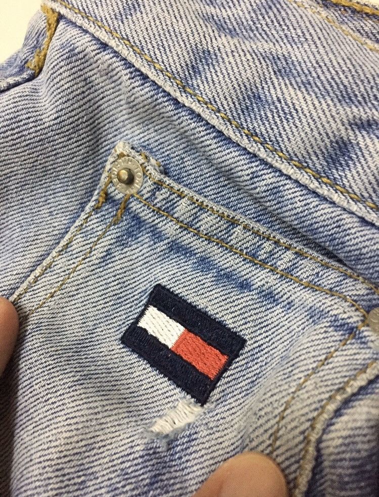 Tommy Hilfiger Vintage 90s Tommy hillfiger denim baggy jeans Size US 32 / EU 48 - 5 Thumbnail