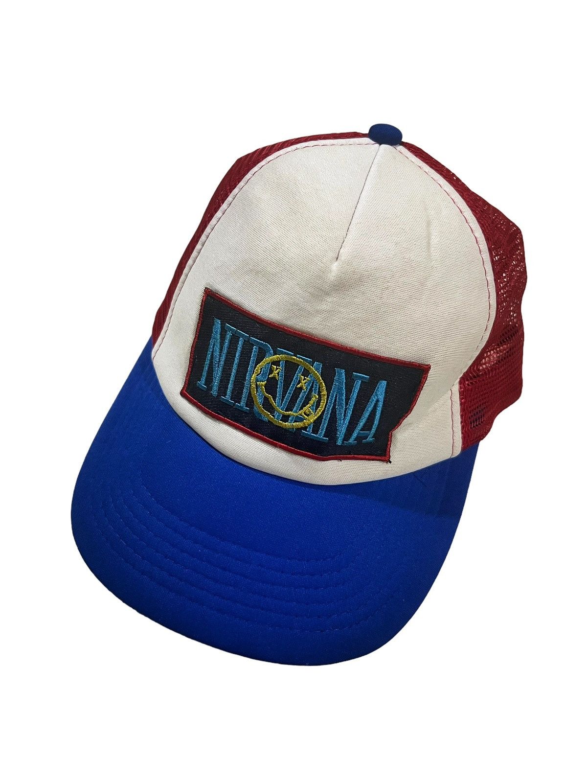 Band Tees SICK🔥OG Nirvana Smile Patches Grunge Mesh Trucker Cap Hat Size ONE SIZE - 3 Thumbnail