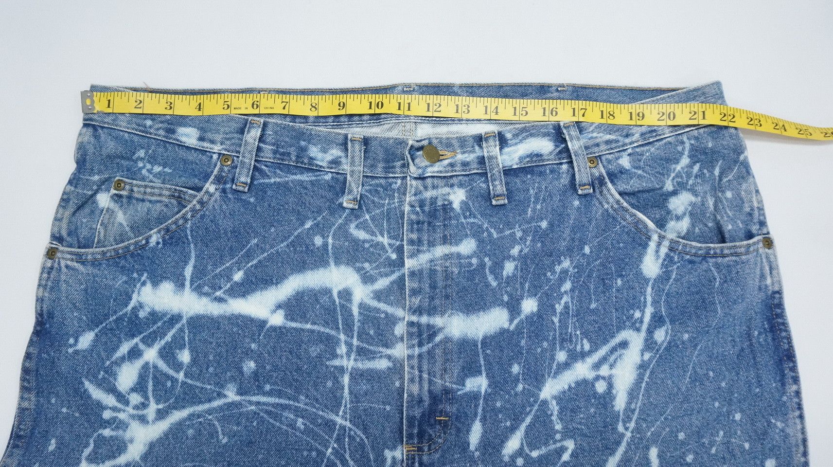 Wrangler Rare Abstract Bleached Wrangler Big Tall Regular Denim Size US 44 / EU 60 - 7 Thumbnail
