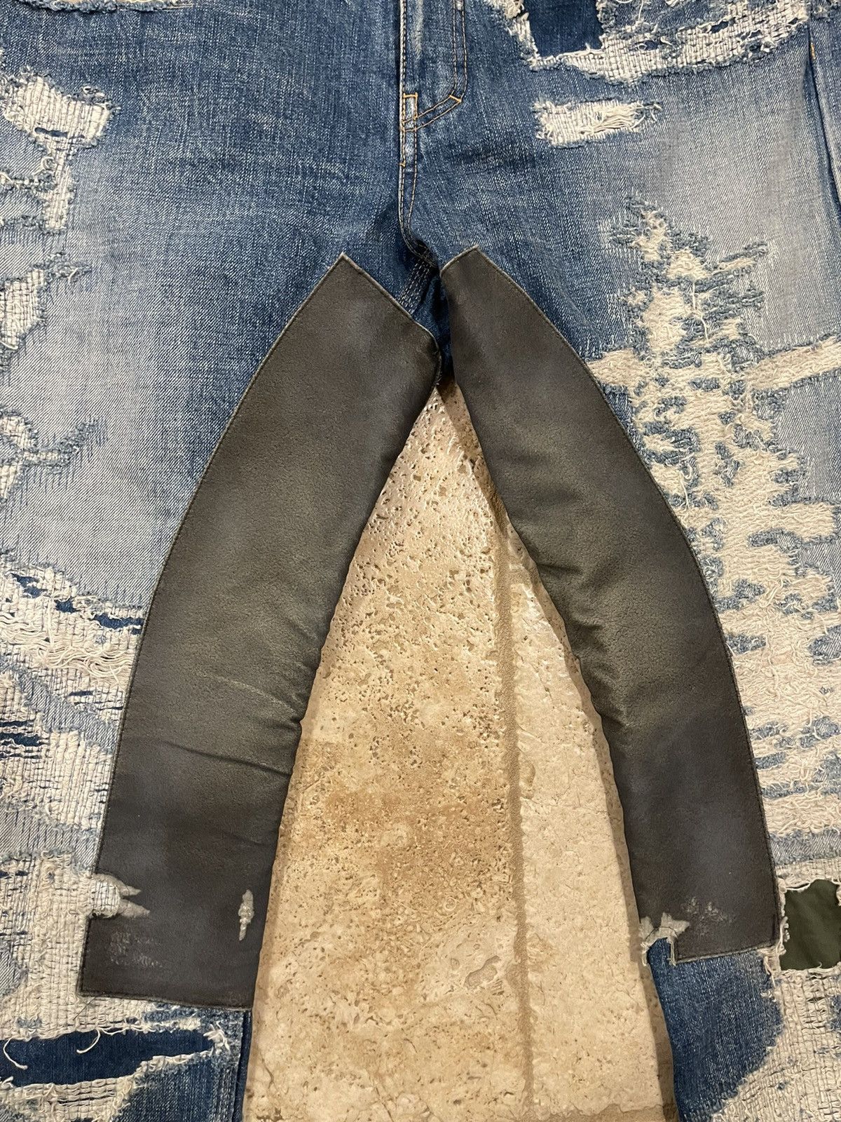 Givenchy Givenchy Matthew Williams Jeans In Destroyed Denim Moleskin Size US 34 / EU 50 - 5 Thumbnail