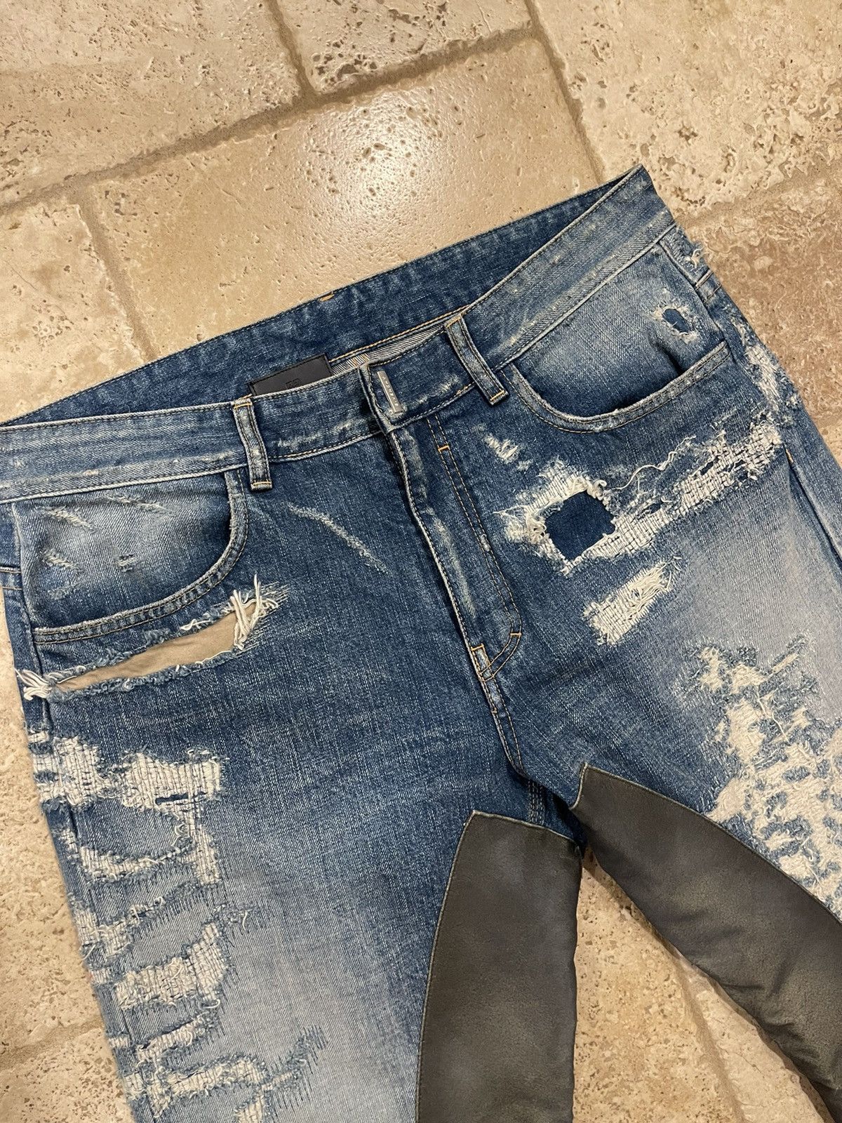 Givenchy Givenchy Matthew Williams Jeans In Destroyed Denim Moleskin Size US 34 / EU 50 - 6 Thumbnail