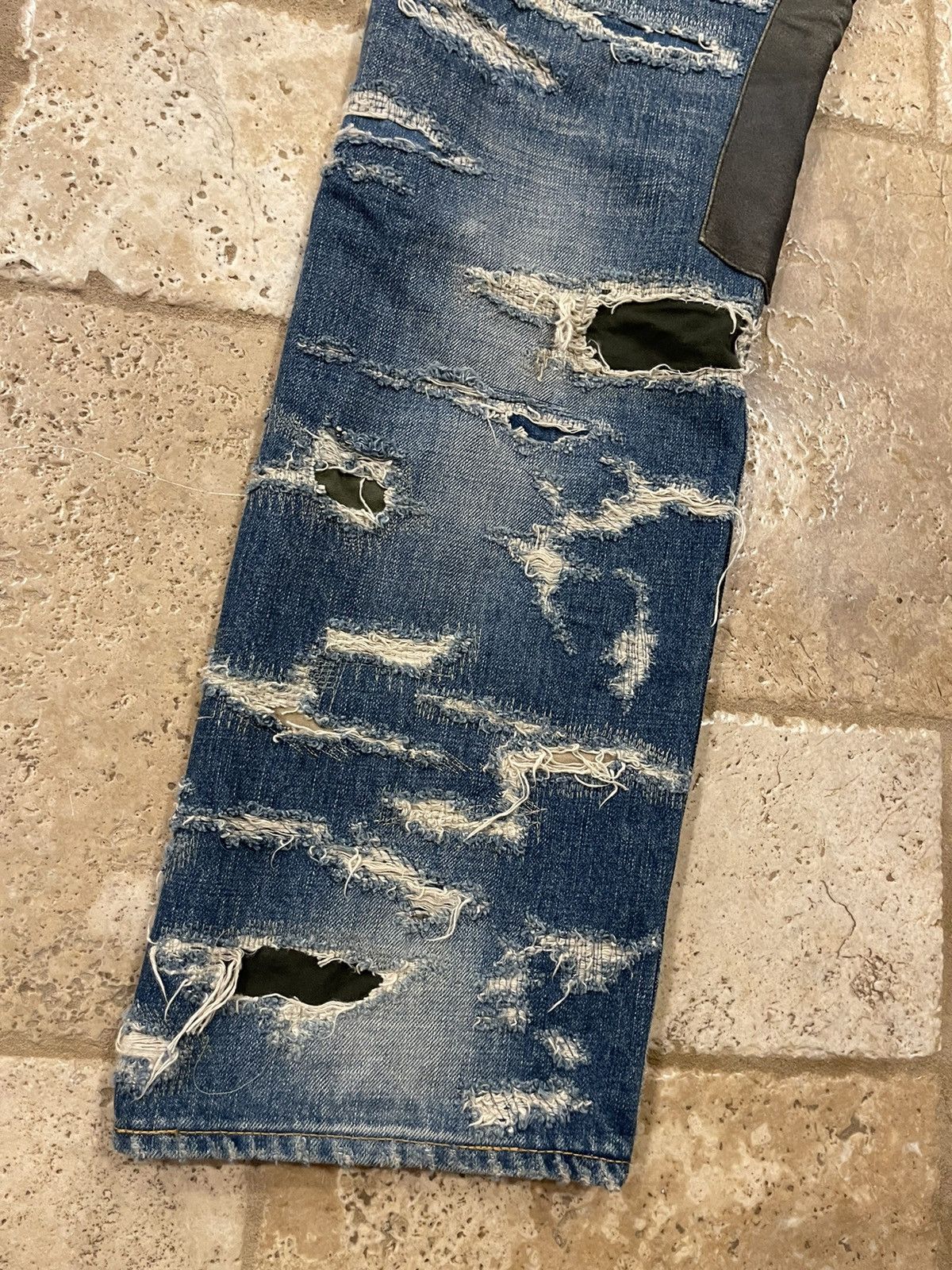 Givenchy Givenchy Matthew Williams Jeans In Destroyed Denim Moleskin Size US 34 / EU 50 - 7 Thumbnail