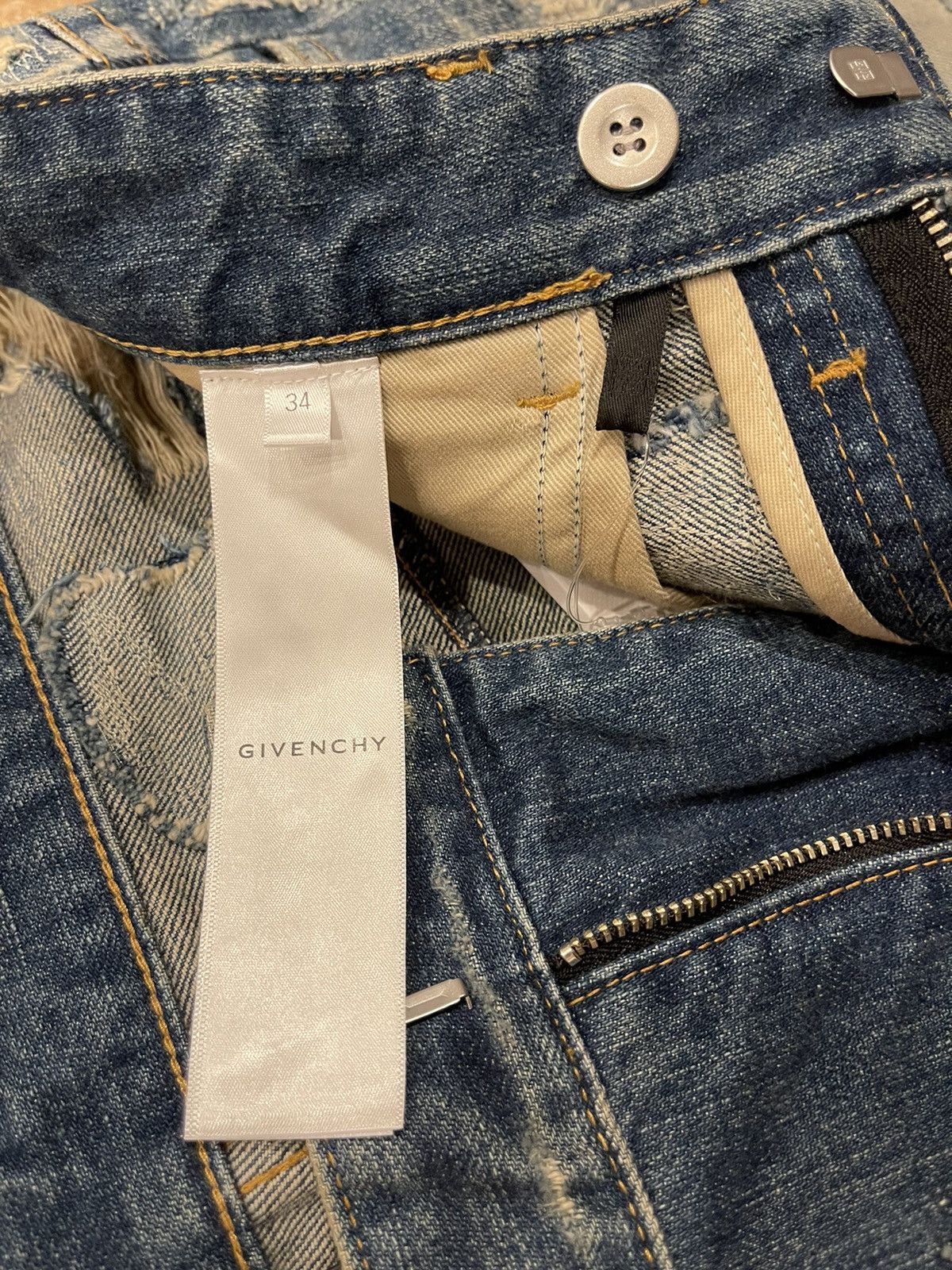 Givenchy Givenchy Matthew Williams Jeans In Destroyed Denim Moleskin Size US 34 / EU 50 - 11 Thumbnail